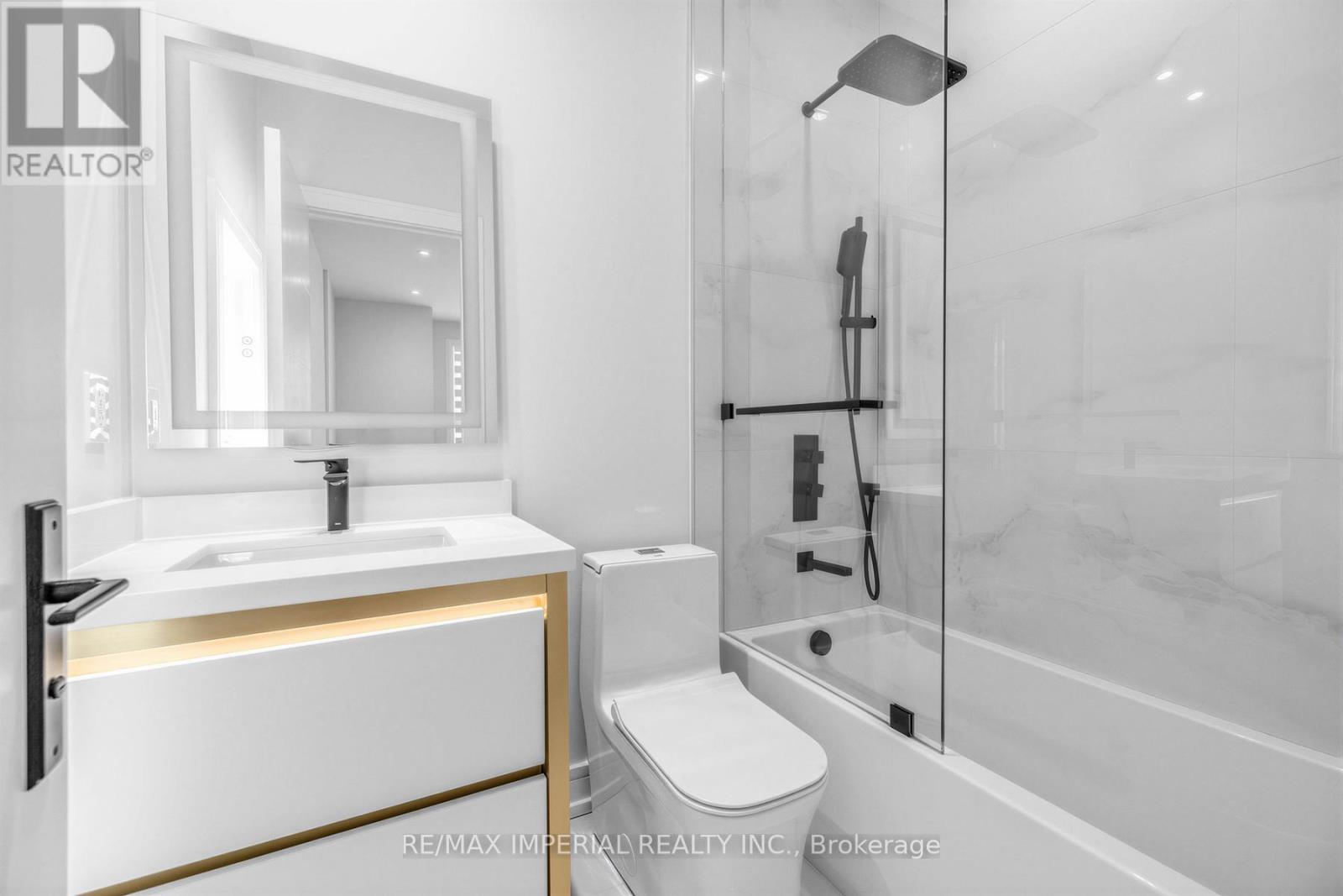 68 Lynnhaven Road, Toronto, Ontario  M6A 2K9 - Photo 32 - C12854356