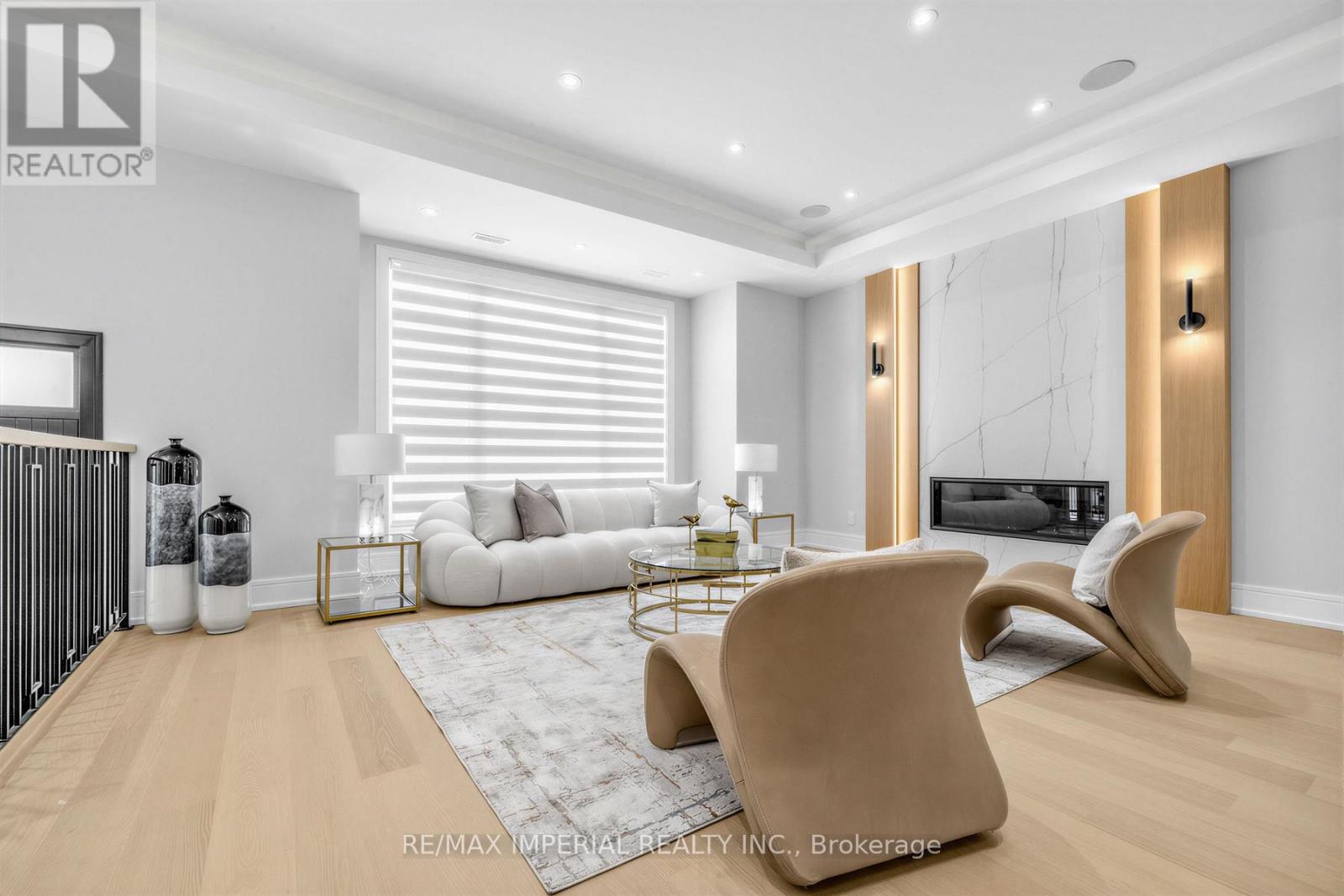 68 Lynnhaven Road, Toronto, Ontario  M6A 2K9 - Photo 4 - C12854356