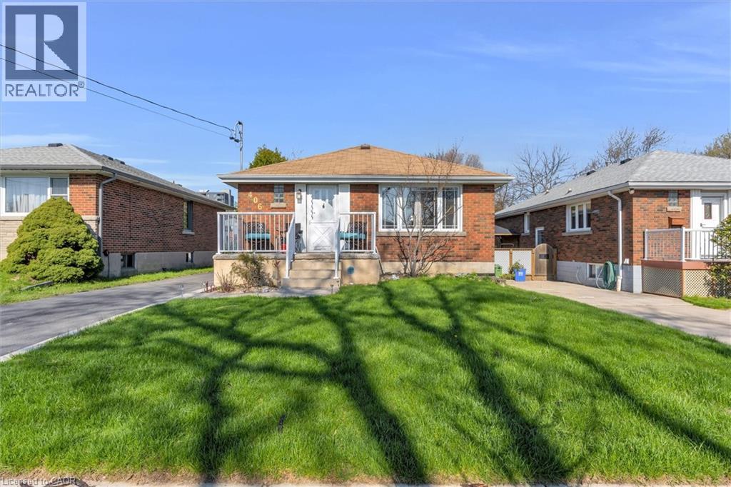 406 East 43rd Street, Hamilton, Ontario  L8T 3E3 - Photo 2 - 40822246