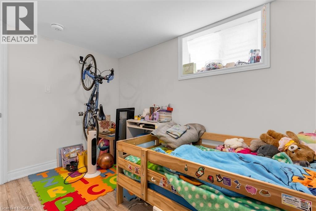 406 East 43rd Street, Hamilton, Ontario  L8T 3E3 - Photo 21 - 40822246