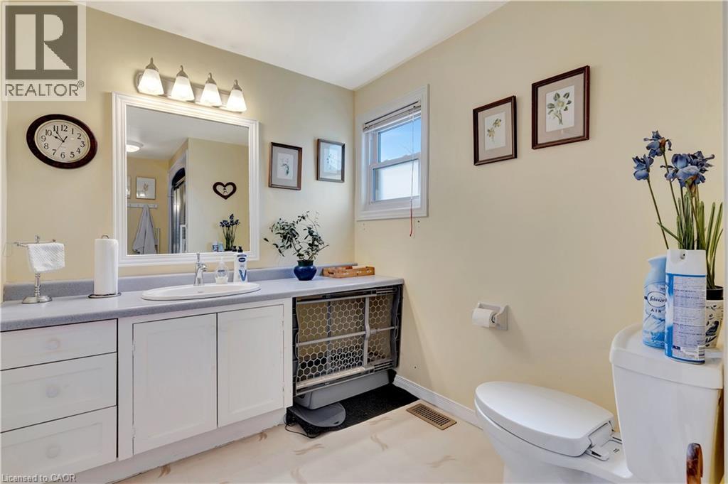 29 Morningside Circle, New Hamburg, Ontario  N3A 2G2 - Photo 17 - 40812388