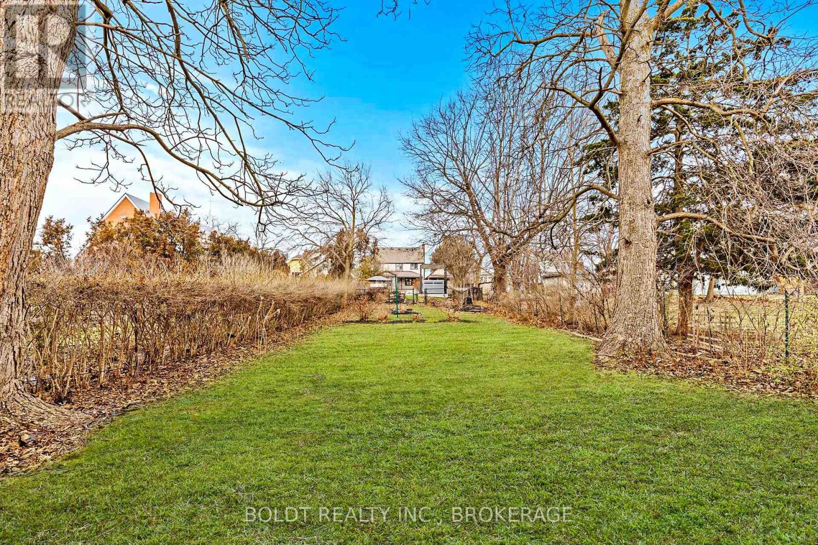 322 Queenston Street, St. Catharines, Ontario  L2P 2X7 - Photo 38 - X12973244