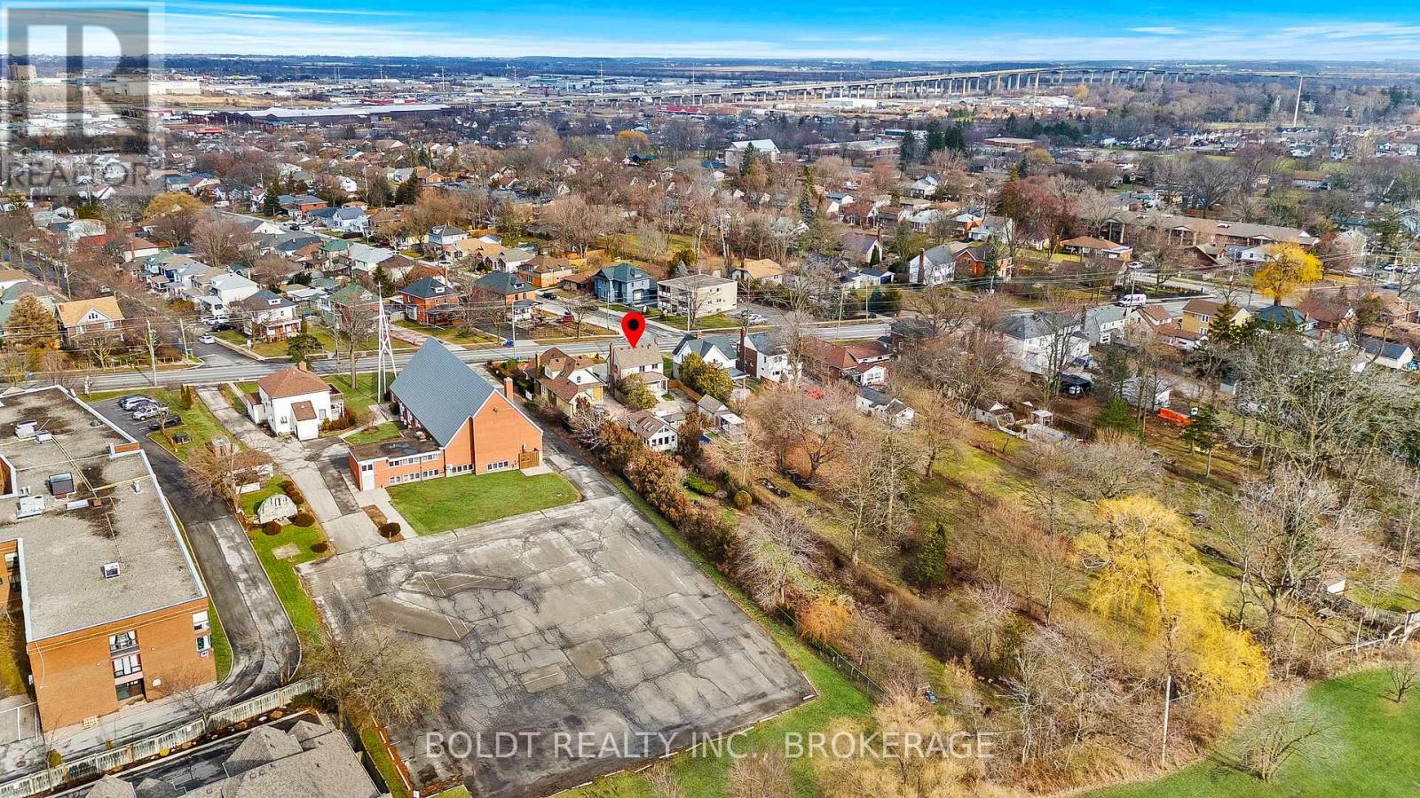 322 Queenston Street, St. Catharines, Ontario  L2P 2X7 - Photo 42 - X12973244