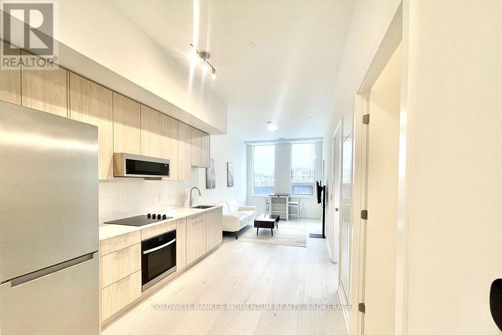 115 - 2501 Saw Whet Boulevard, Oakville, Ontario  L6M 5N2 - Photo 4 - W13056034