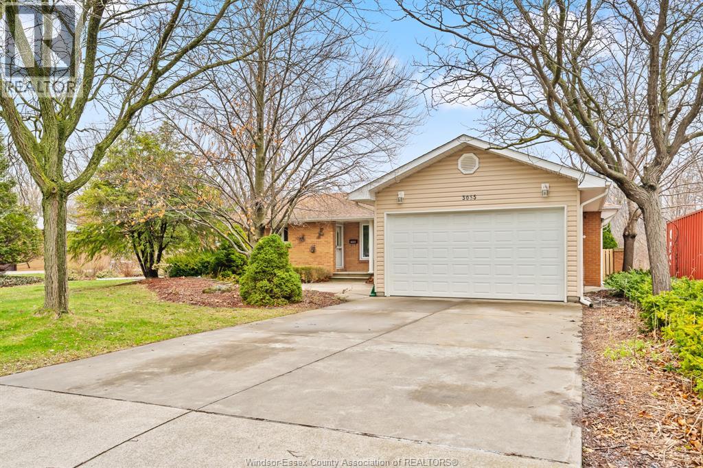 MLS# 26009433: 3055 LAUZON ROAD, Windsor, Canada