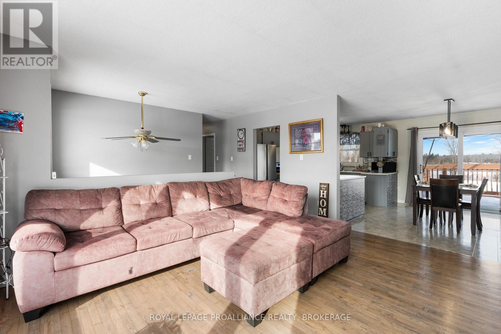 261 Shane Street, Loyalist, Ontario  K0H 2H0 - Photo 11 - X12992162