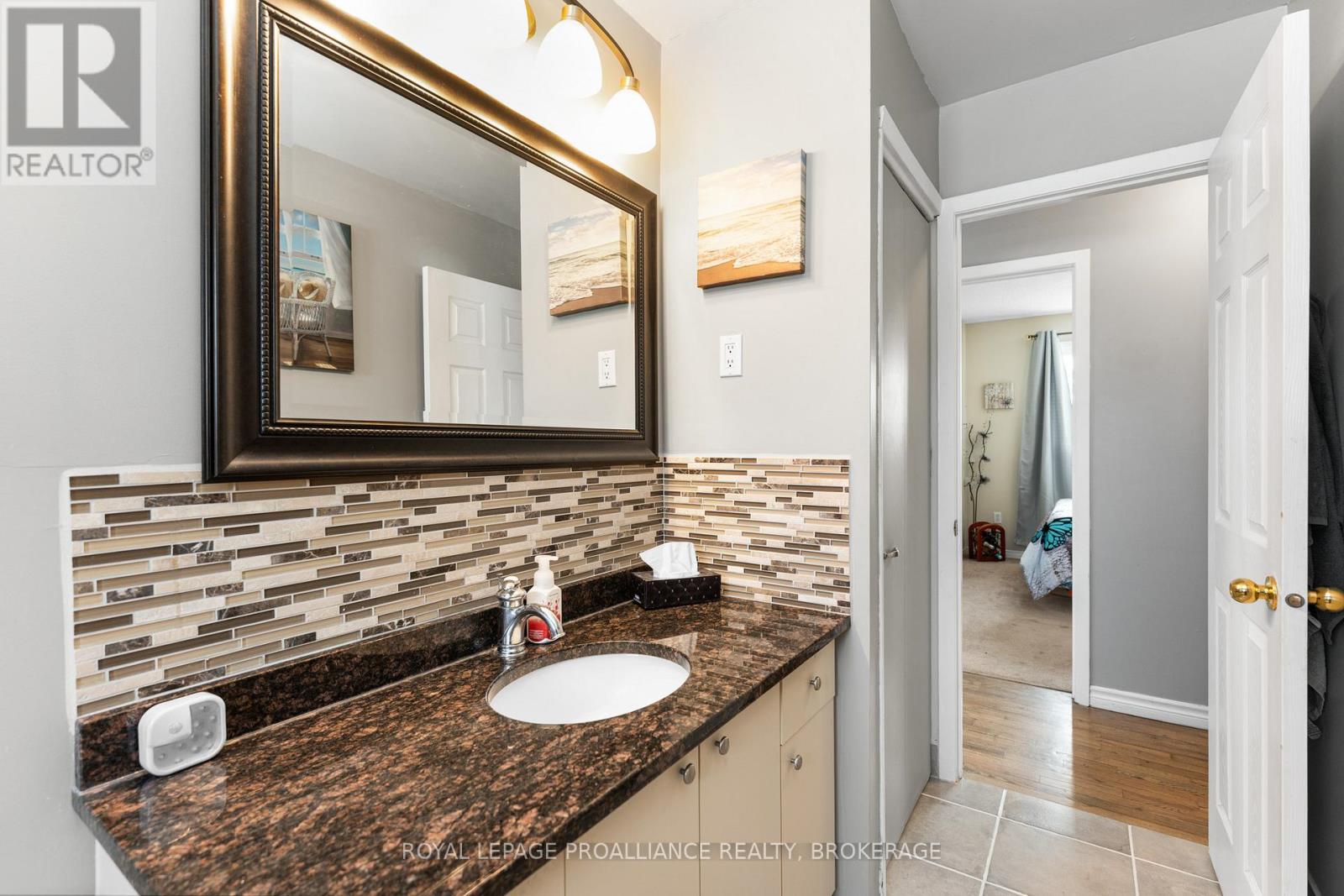 261 Shane Street, Loyalist, Ontario  K0H 2H0 - Photo 29 - X12992162