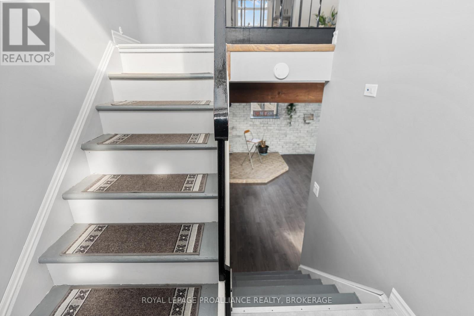 261 Shane Street, Loyalist, Ontario  K0H 2H0 - Photo 30 - X12992162