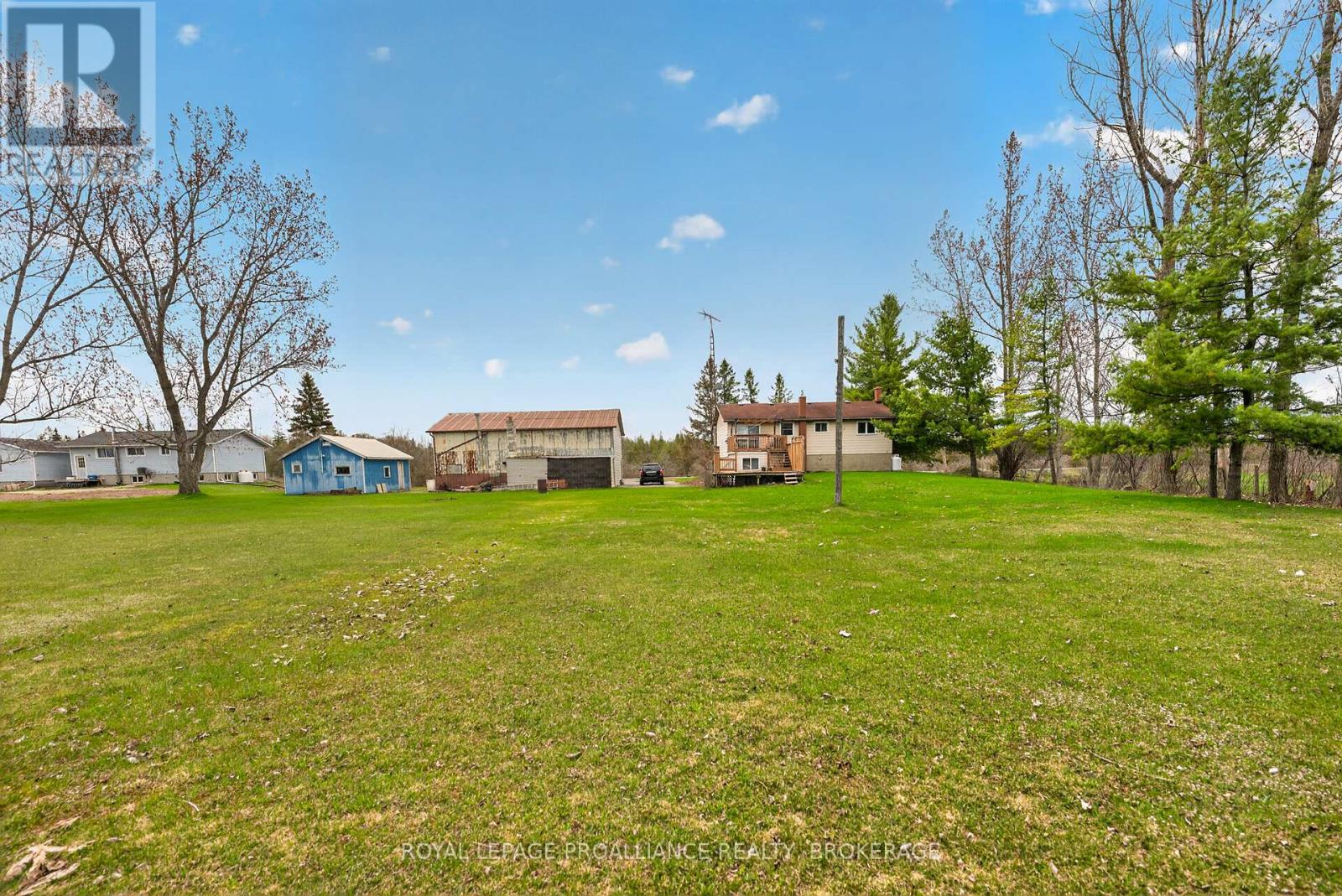 261 Shane Street, Loyalist, Ontario  K0H 2H0 - Photo 47 - X12992162