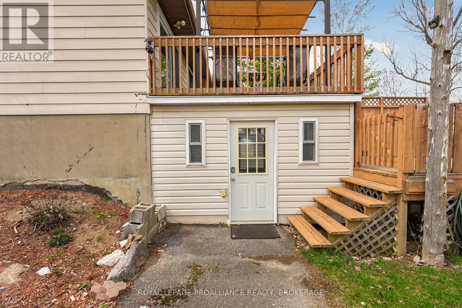 261 Shane Street, Loyalist, Ontario  K0H 2H0 - Photo 6 - X12992162