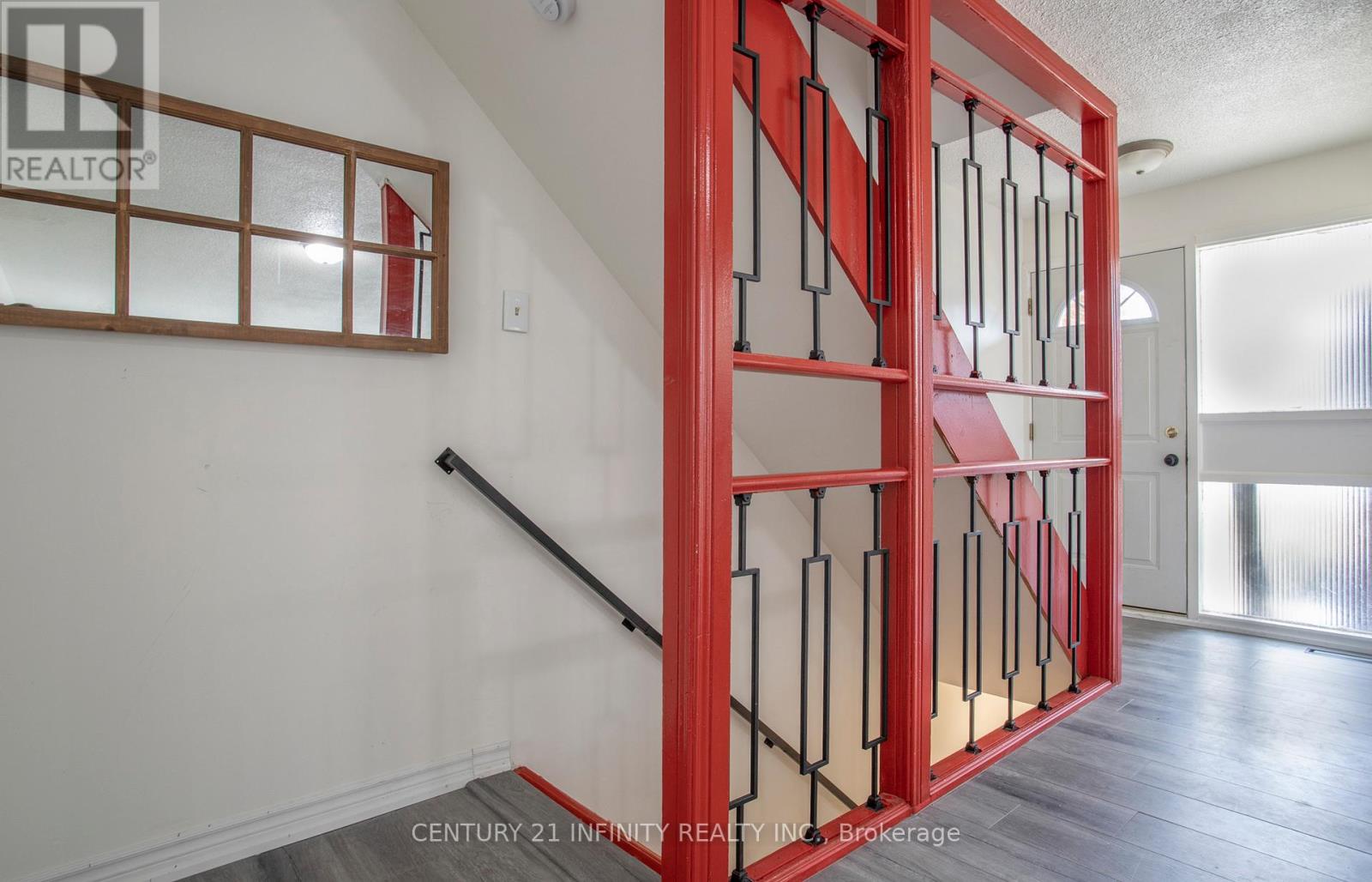 33 - 101 Dovedale Drive, Whitby, Ontario  L1N 1Z7 - Photo 4 - E13056094