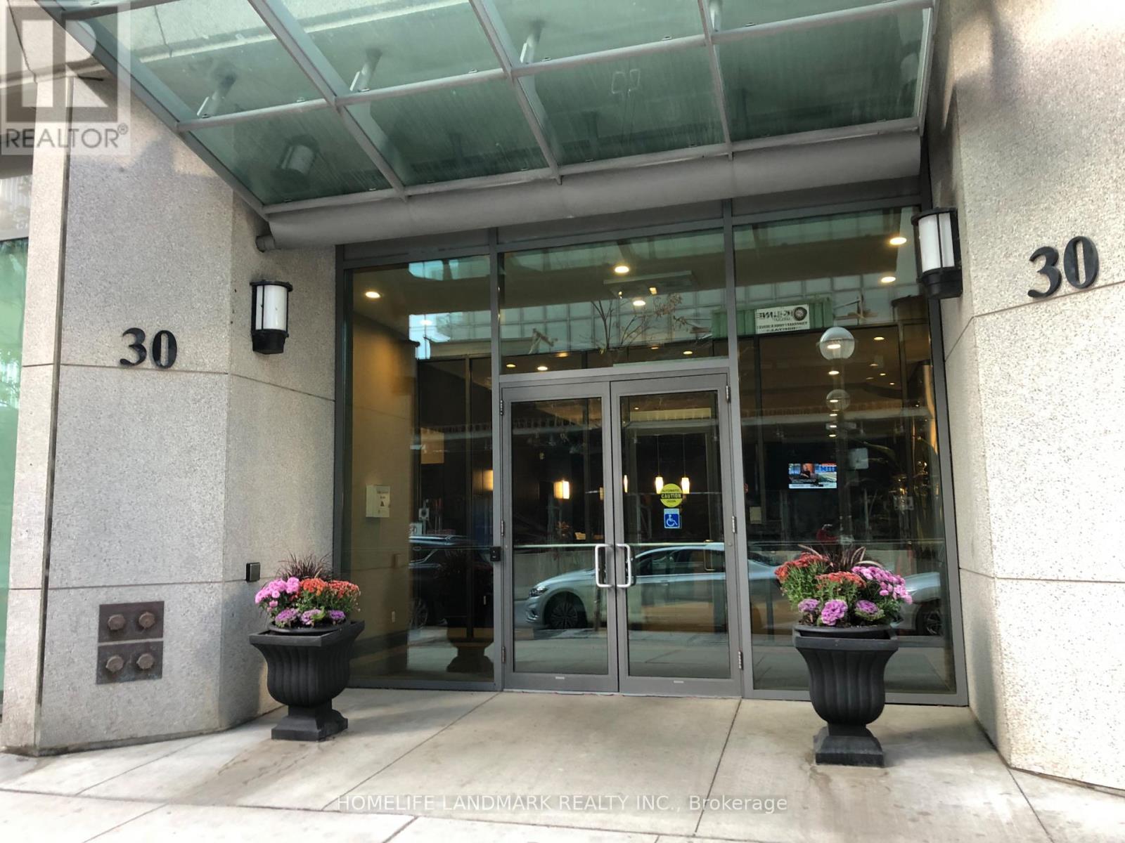 3607 - 30 Grand Trunk Crescent, Toronto, Ontario  M5J 3A4 - Photo 1 - C13056000