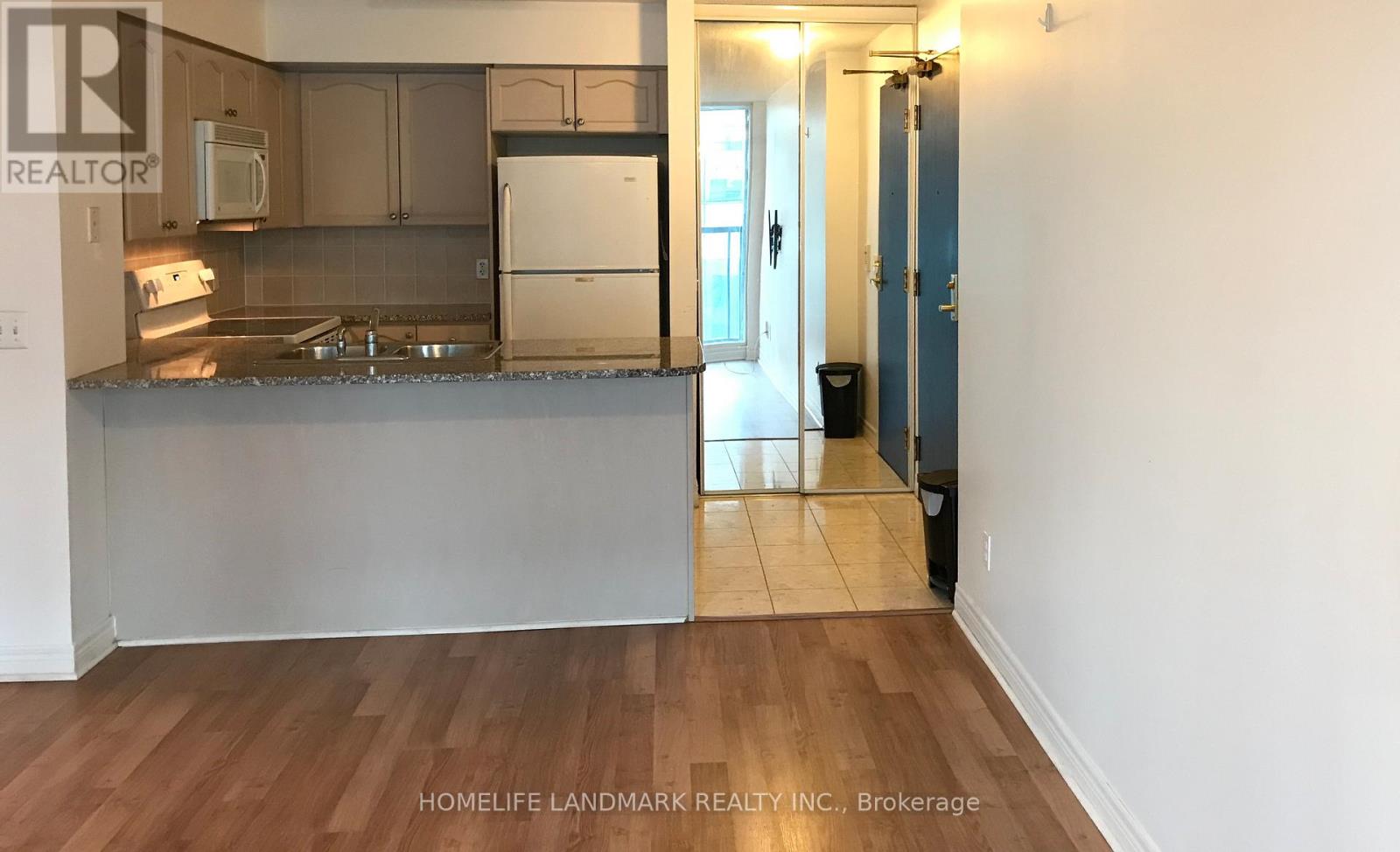 3607 - 30 Grand Trunk Crescent, Toronto, Ontario  M5J 3A4 - Photo 3 - C13056000