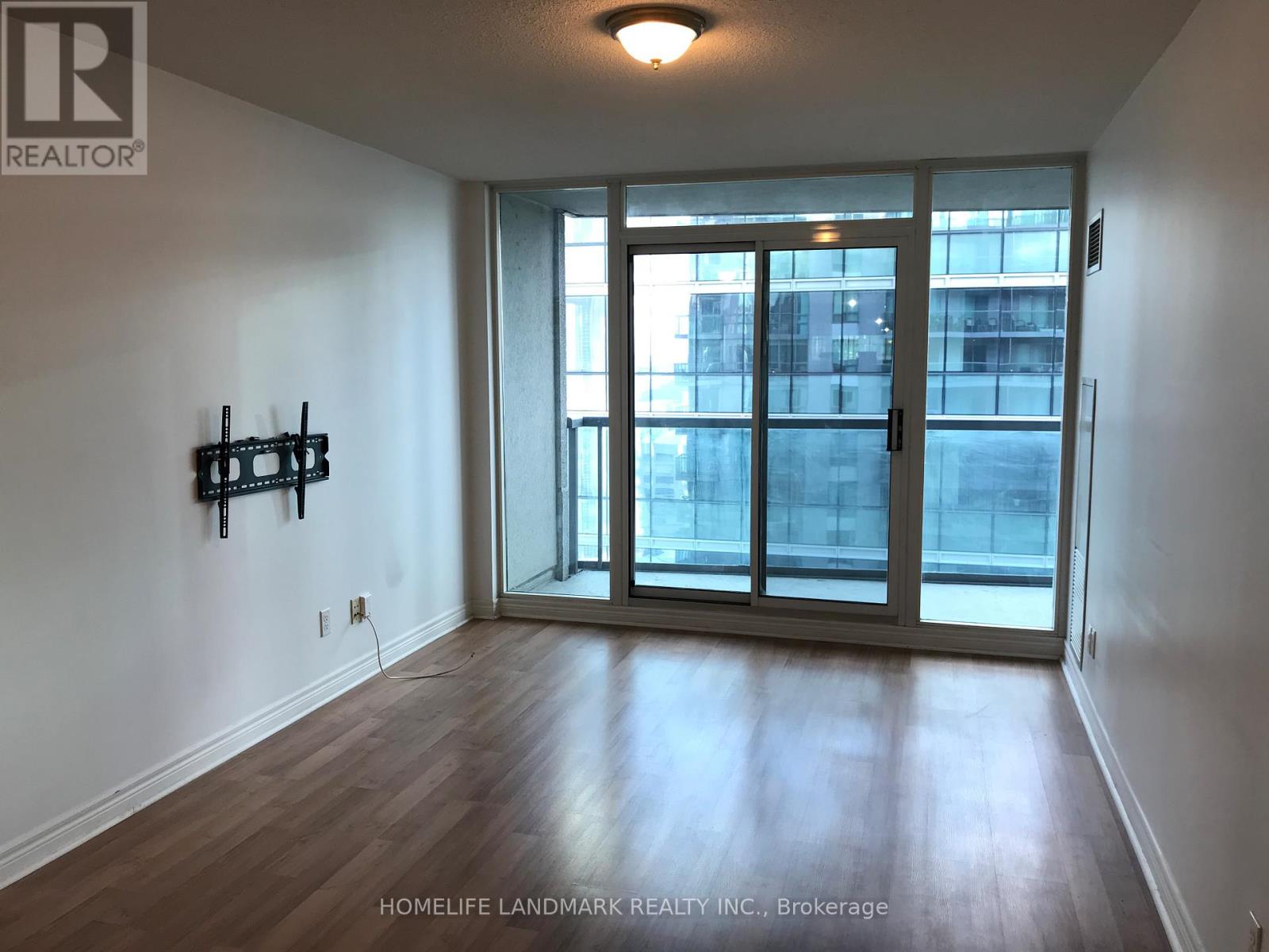 3607 - 30 Grand Trunk Crescent, Toronto, Ontario  M5J 3A4 - Photo 5 - C13056000