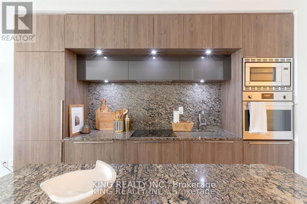 2710 - 88 Blue Jays Way, Toronto, Ontario  M5V 0L7 - Photo 12 - C13056012