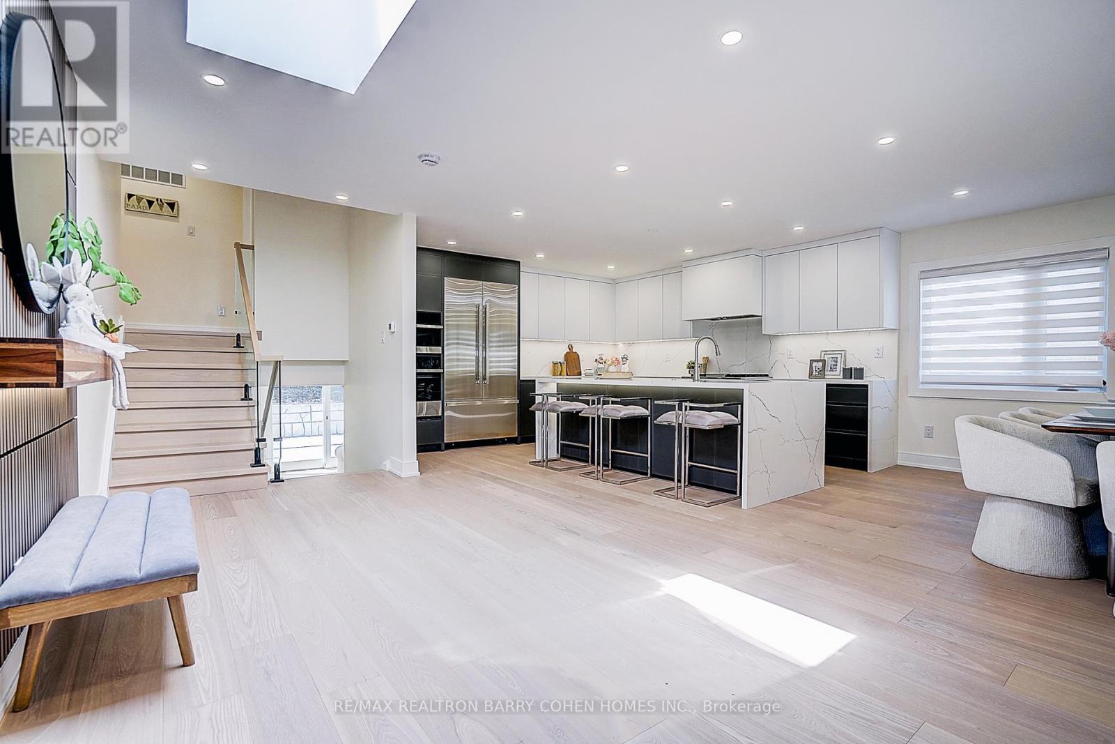 34 Elliotwood Court, Toronto, Ontario  M2L 2P9 - Photo 12 - C13056026