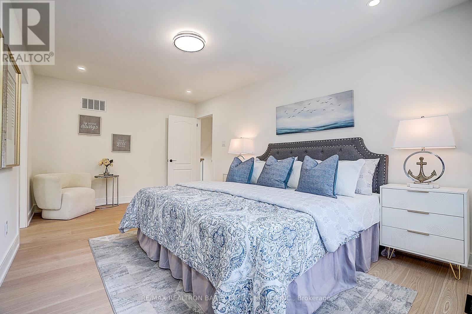 34 Elliotwood Court, Toronto, Ontario  M2L 2P9 - Photo 17 - C13056026