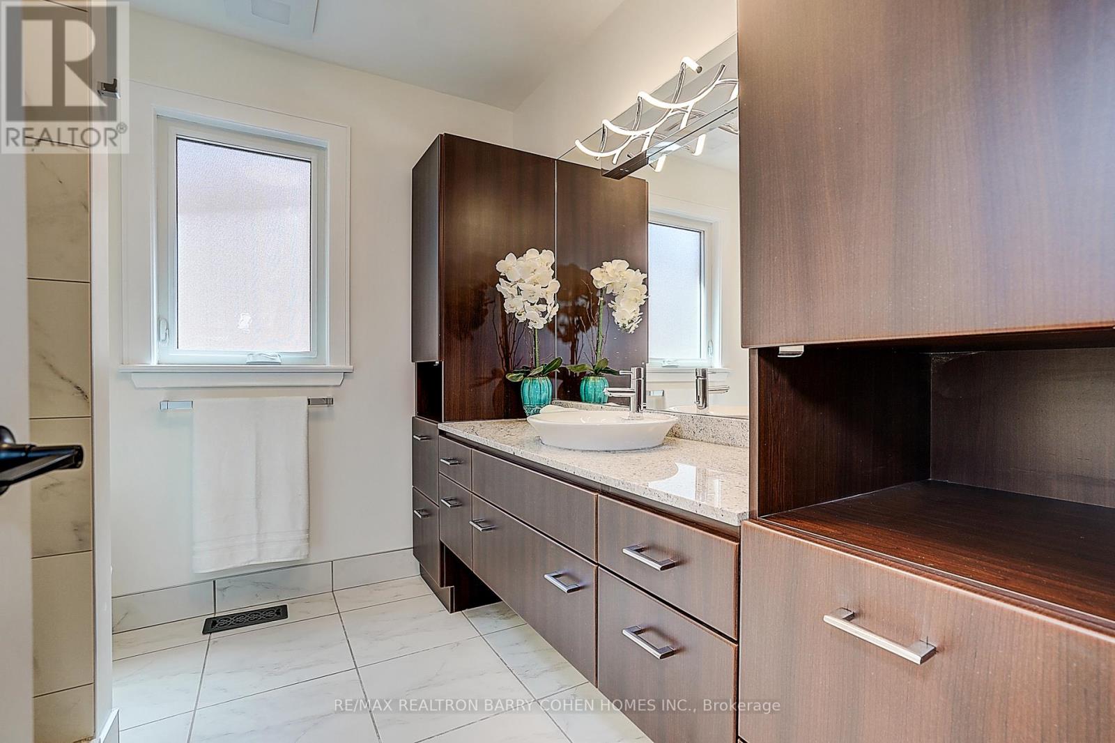 34 Elliotwood Court, Toronto, Ontario  M2L 2P9 - Photo 31 - C13056026