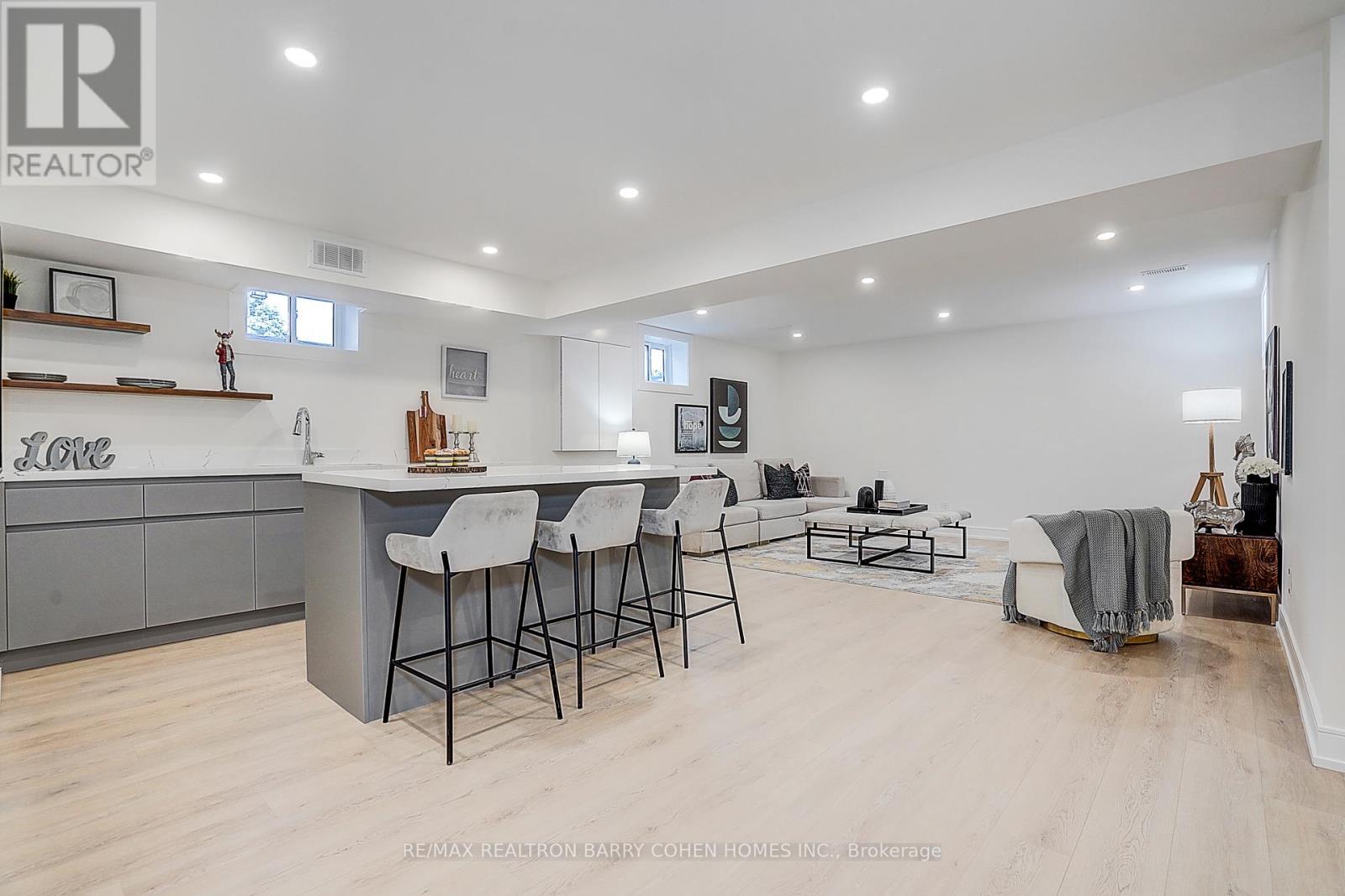 34 Elliotwood Court, Toronto, Ontario  M2L 2P9 - Photo 33 - C13056026