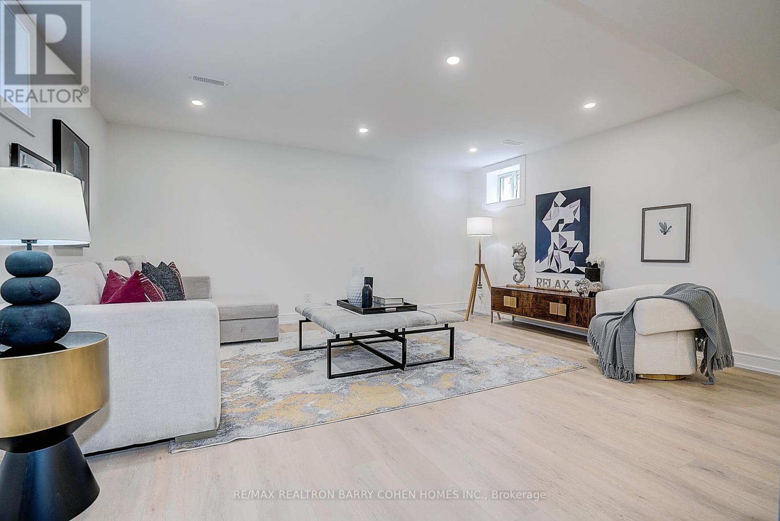 34 Elliotwood Court, Toronto, Ontario  M2L 2P9 - Photo 34 - C13056026