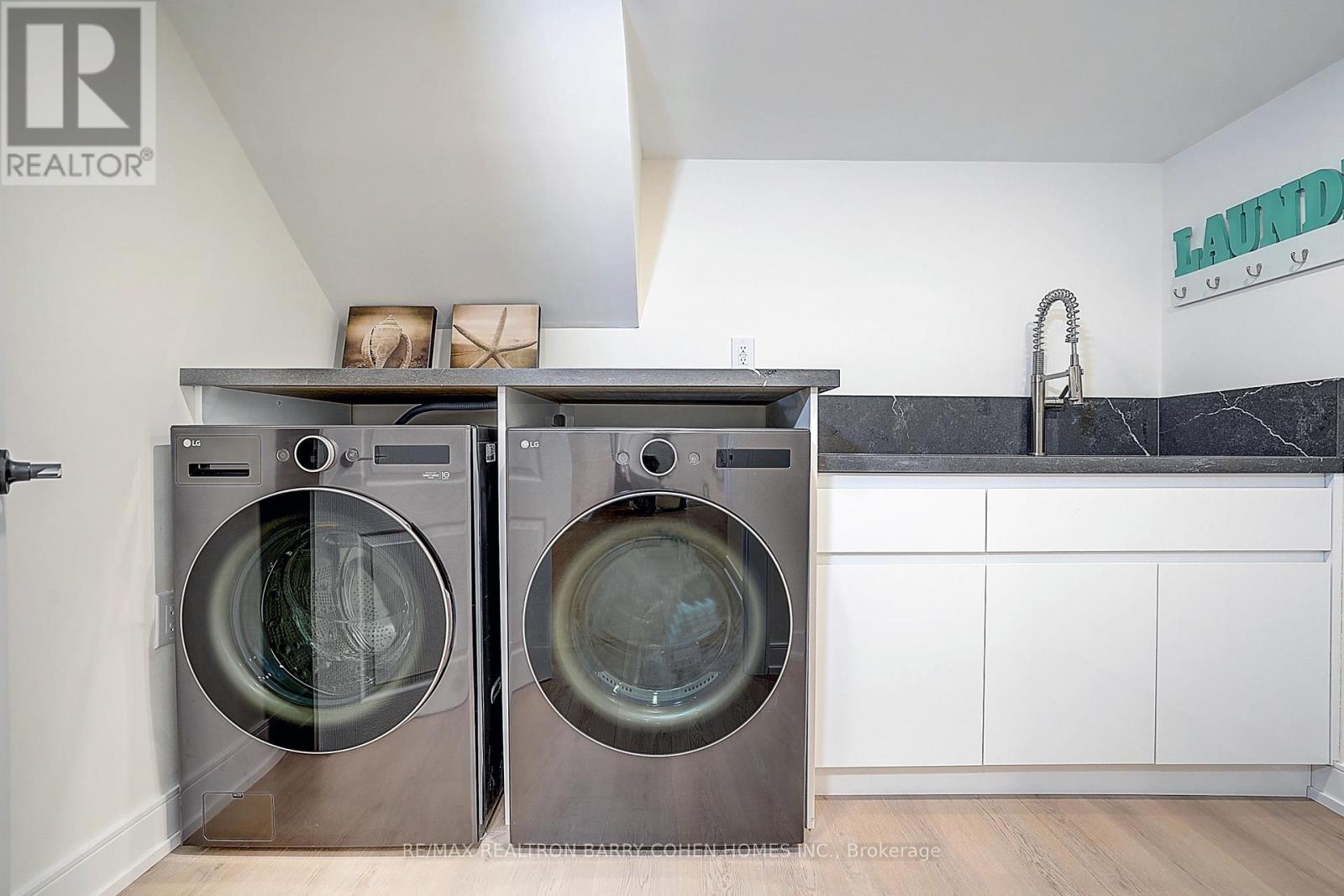 34 Elliotwood Court, Toronto, Ontario  M2L 2P9 - Photo 39 - C13056026