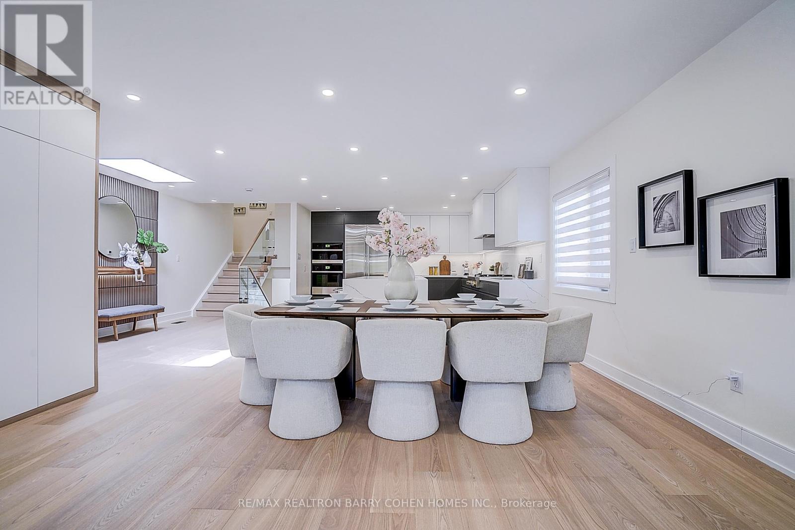 34 Elliotwood Court, Toronto, Ontario  M2L 2P9 - Photo 6 - C13056026