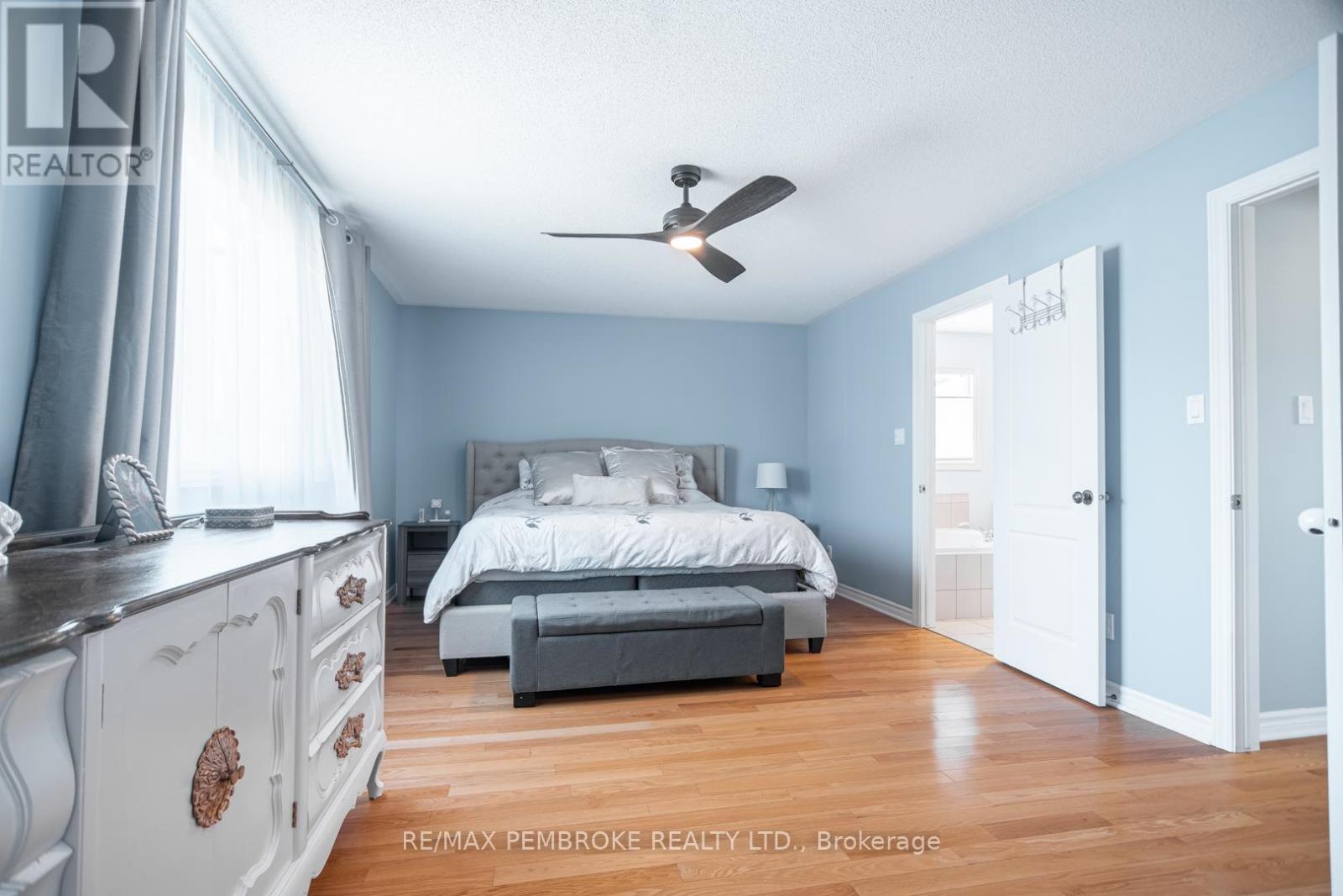 50 Spruce Street, Petawawa, Ontario  K8H 3S4 - Photo 15 - X13056082