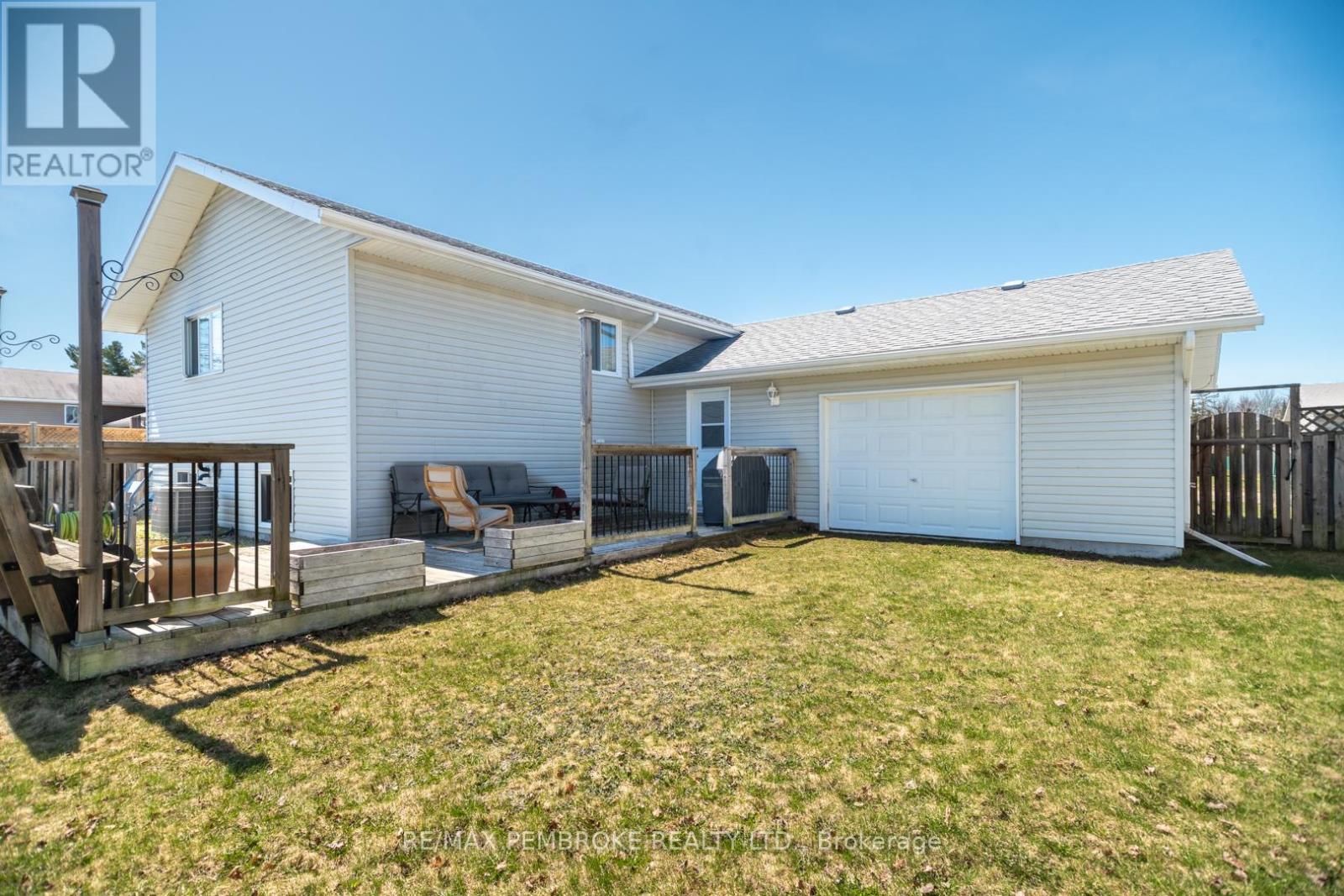 50 Spruce Street, Petawawa, Ontario  K8H 3S4 - Photo 33 - X13056082