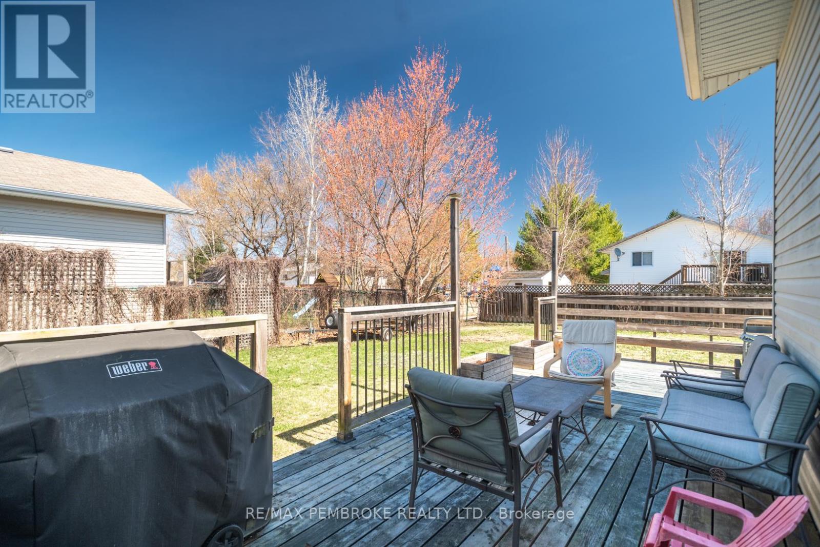 50 Spruce Street, Petawawa, Ontario  K8H 3S4 - Photo 35 - X13056082