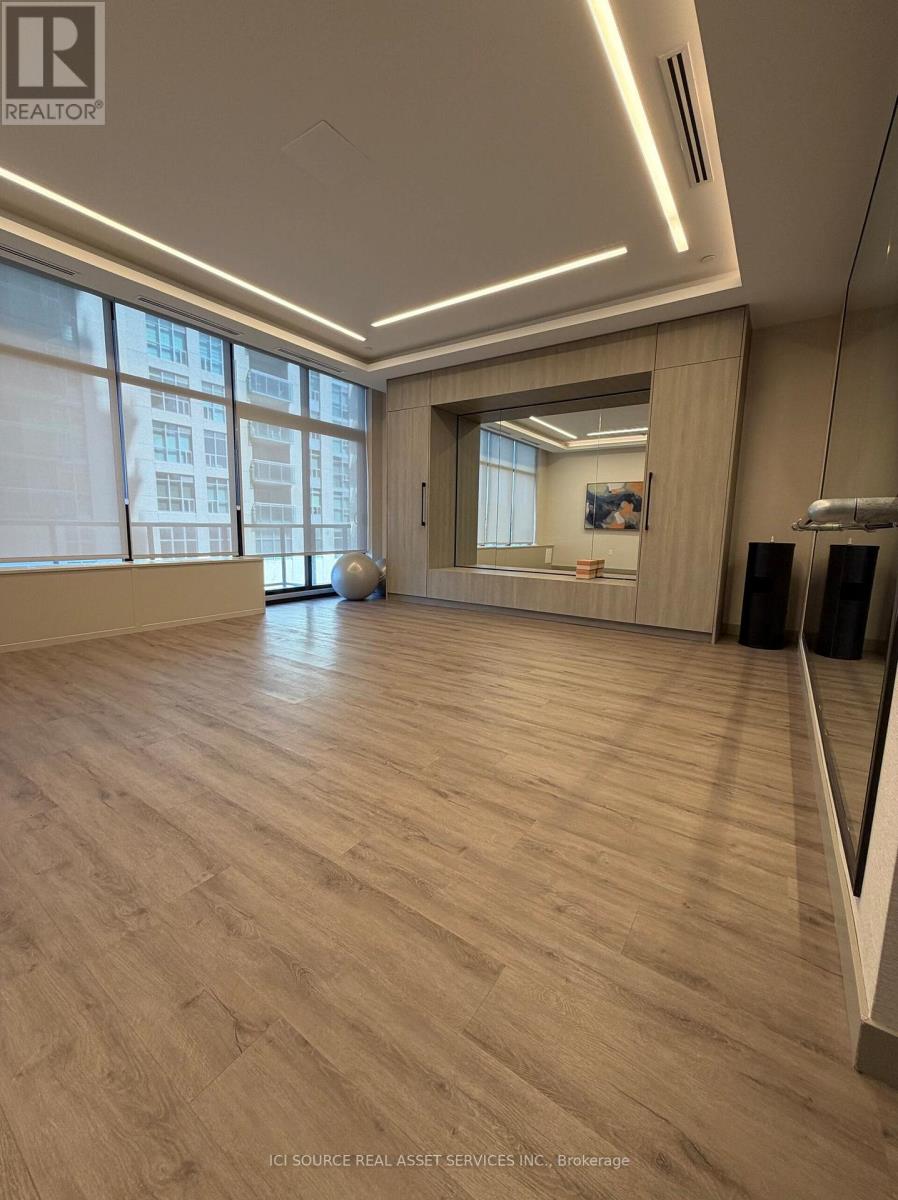 1605 - 1606 Charles Street, Whitby, Ontario  L1N 0P1 - Photo 9 - E13056096