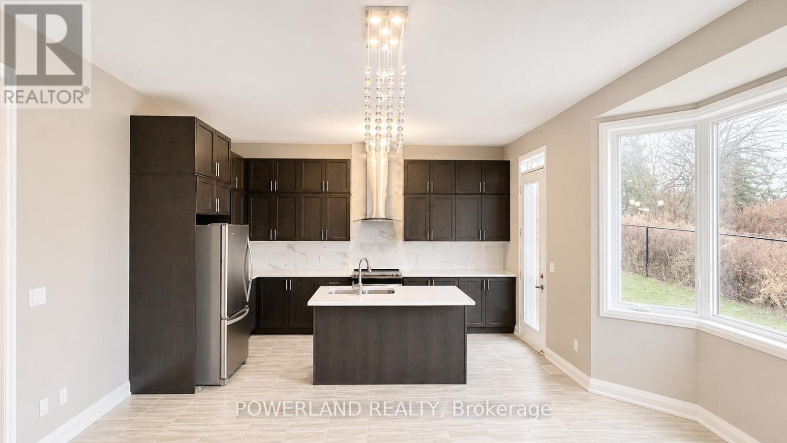 9 Cyprus Glen, East Gwillimbury, Ontario  L9N 0S9 - Photo 12 - N13056002