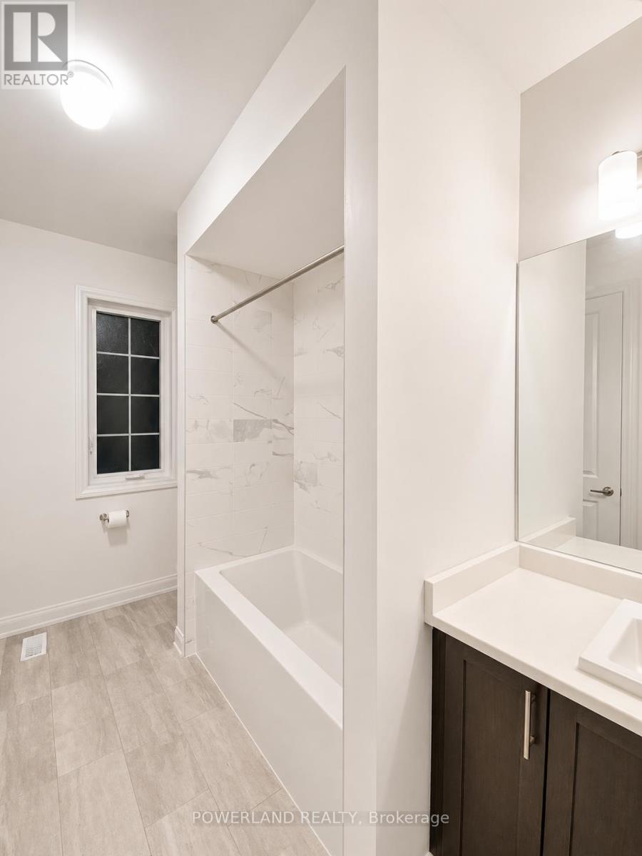 9 Cyprus Glen, East Gwillimbury, Ontario  L9N 0S9 - Photo 9 - N13056002