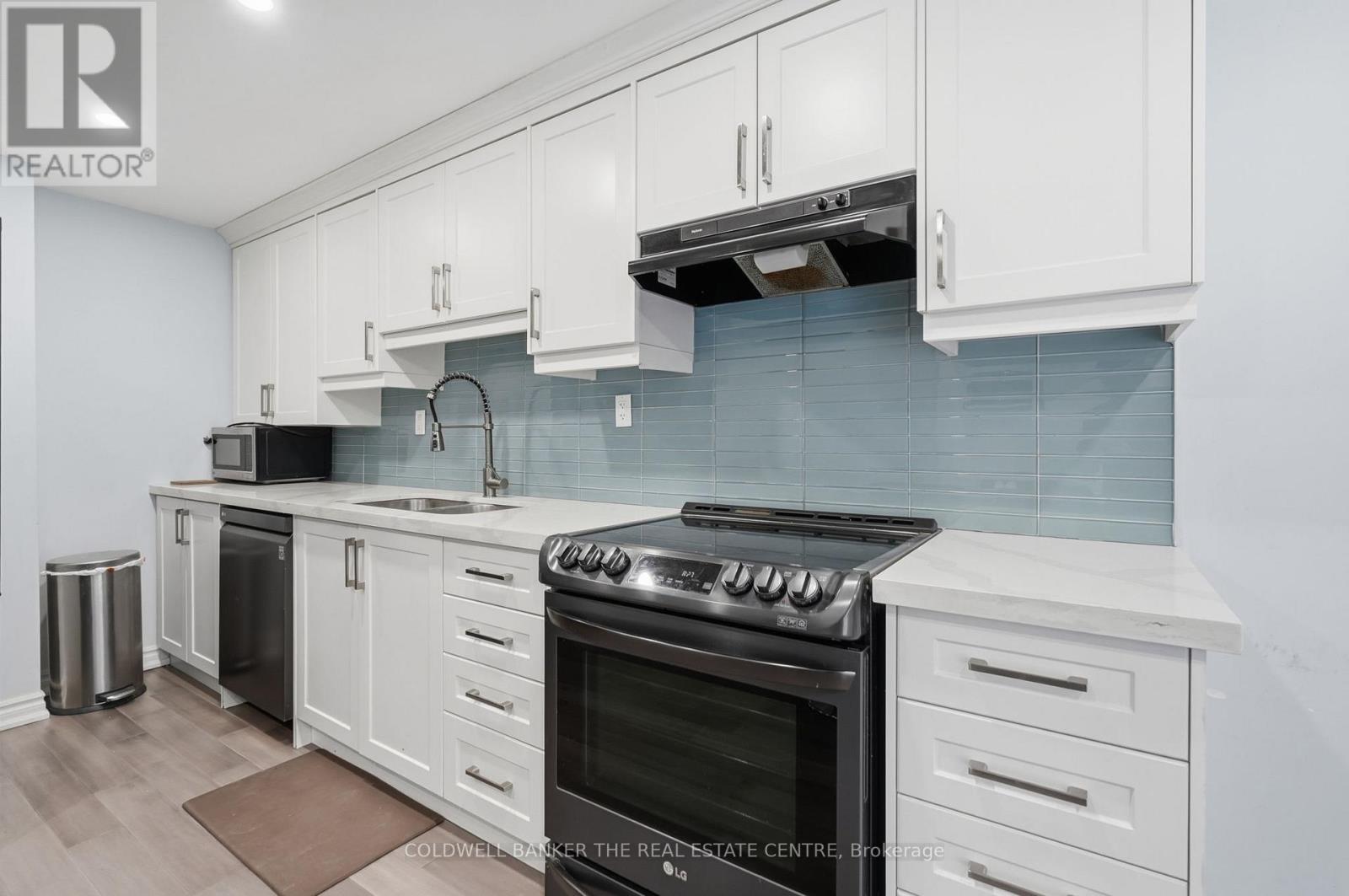 749 Innisfil Beach Road, Innisfil, Ontario  L9S 4E4 - Photo 13 - N13056022