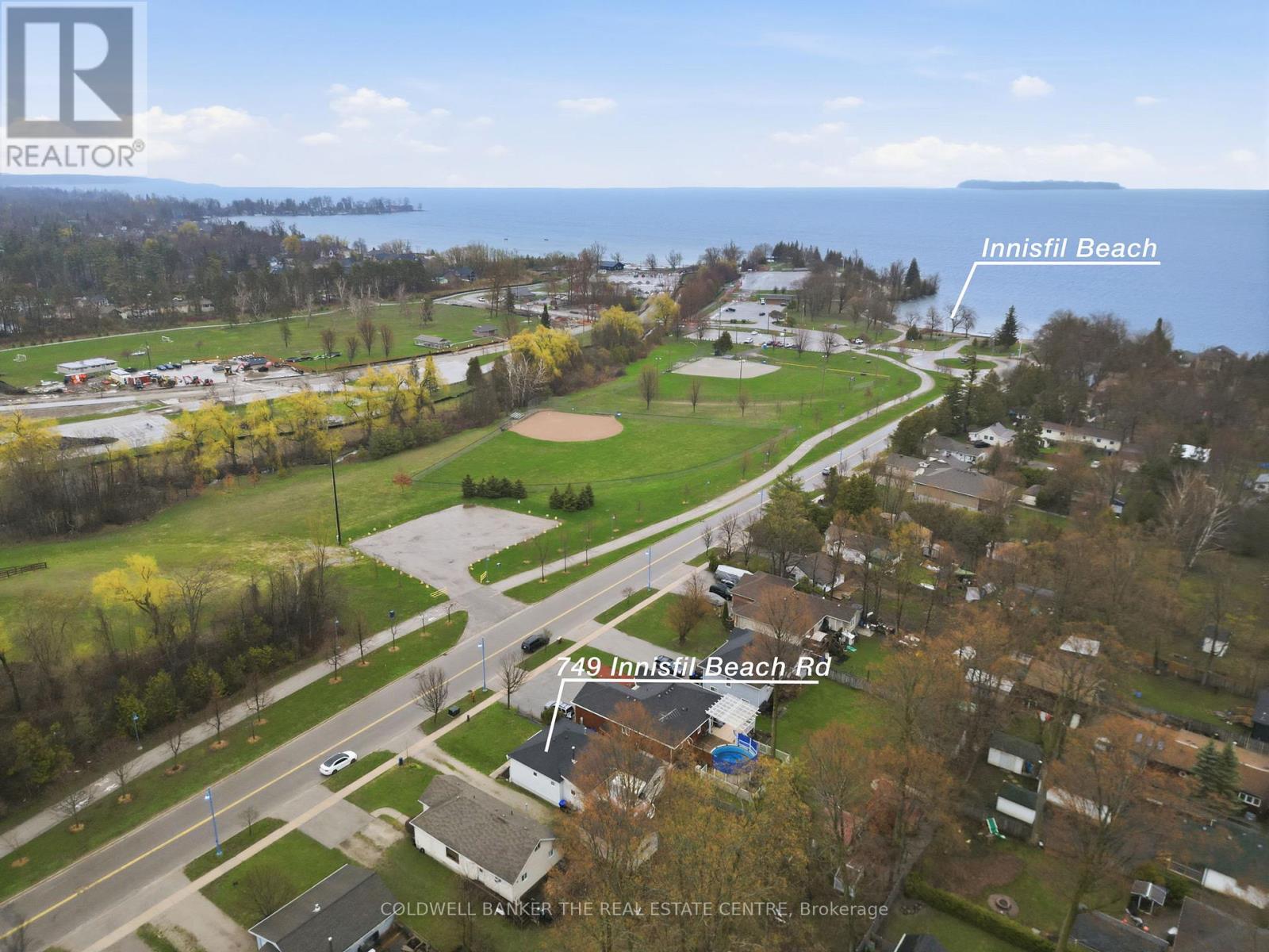 749 Innisfil Beach Road, Innisfil, Ontario  L9S 4E4 - Photo 3 - N13056024