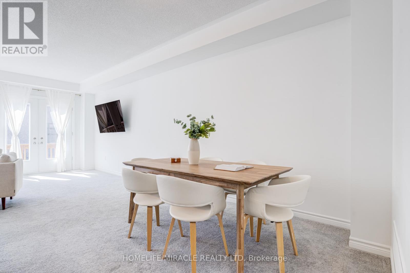 14 Sassafras Road, Springwater, Ontario  L9X 2C6 - Photo 13 - S13055994