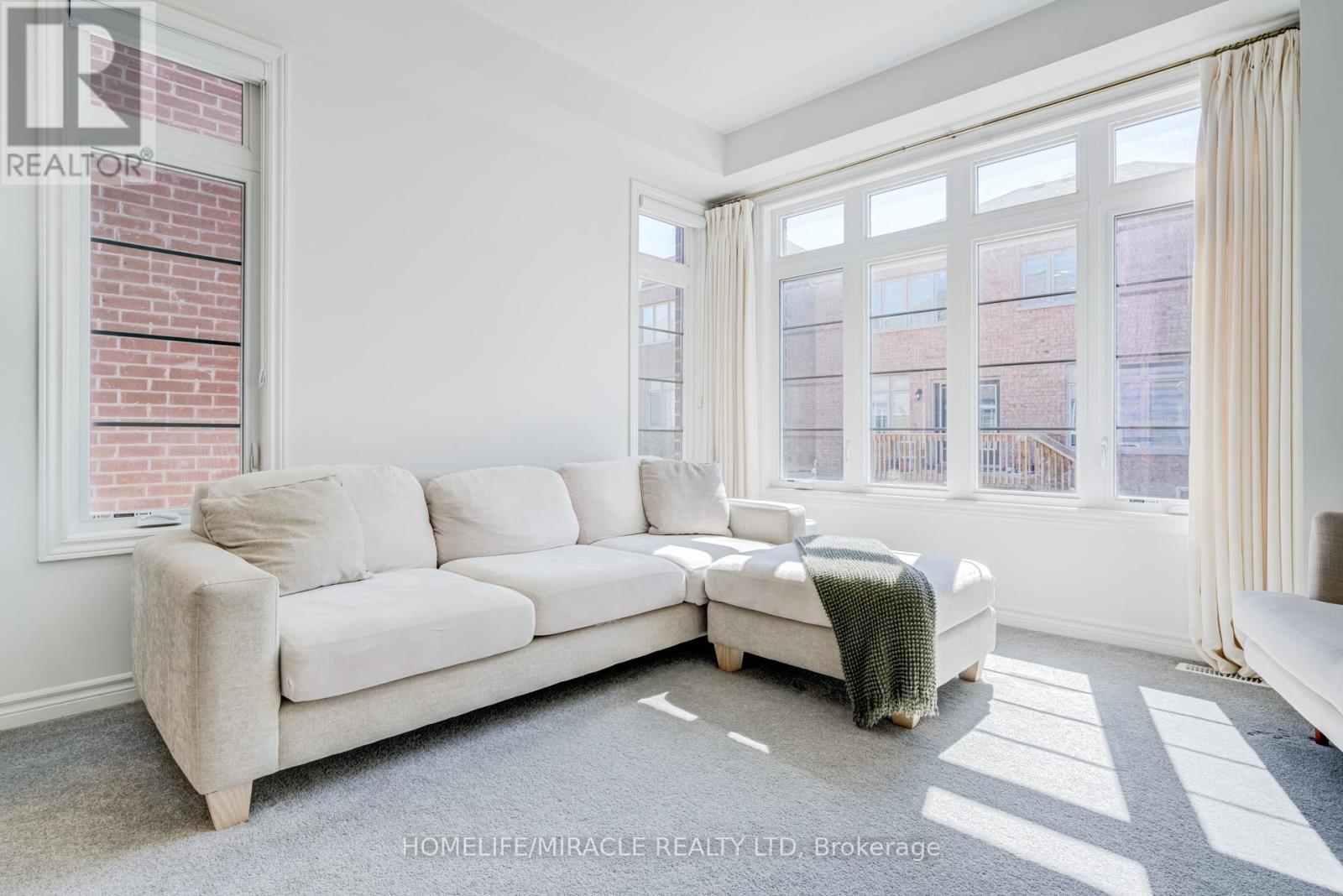 14 Sassafras Road, Springwater, Ontario  L9X 2C6 - Photo 15 - S13055994