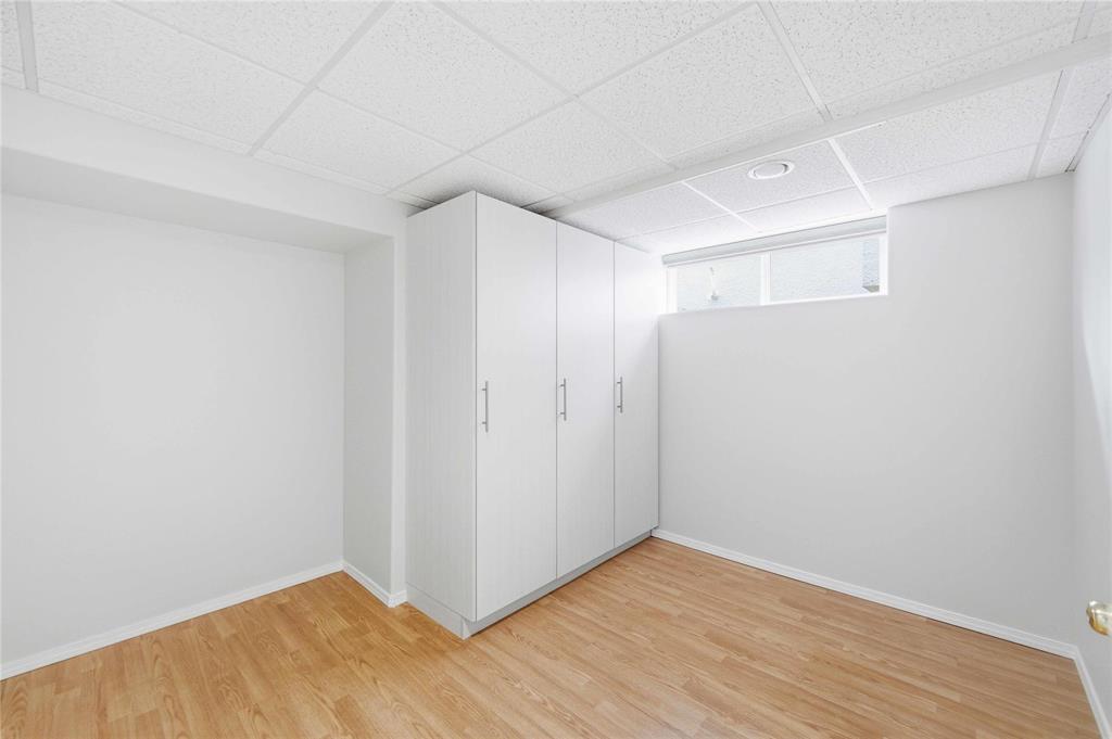 50 Ivy Lea Court, Winnipeg, Manitoba  R3Y 1V6 - Photo 37 - 202608299