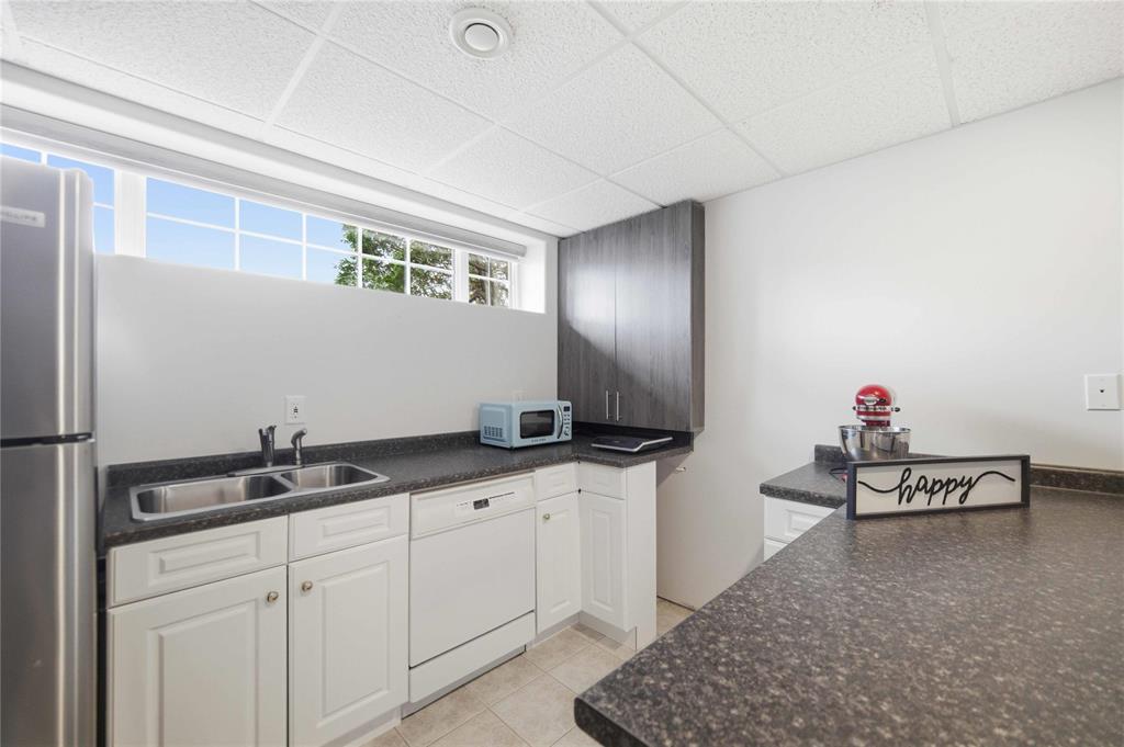 50 Ivy Lea Court, Winnipeg, Manitoba  R3Y 1V6 - Photo 42 - 202608299