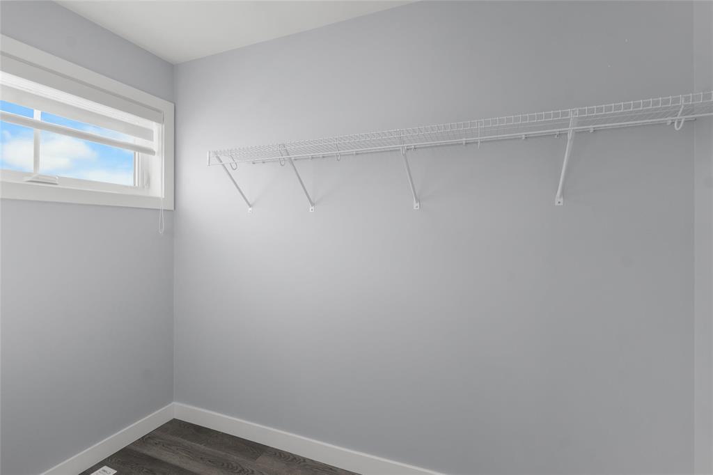 75 Eastfield Court, Winnipeg, Manitoba  R3Y 2H7 - Photo 23 - 202608567
