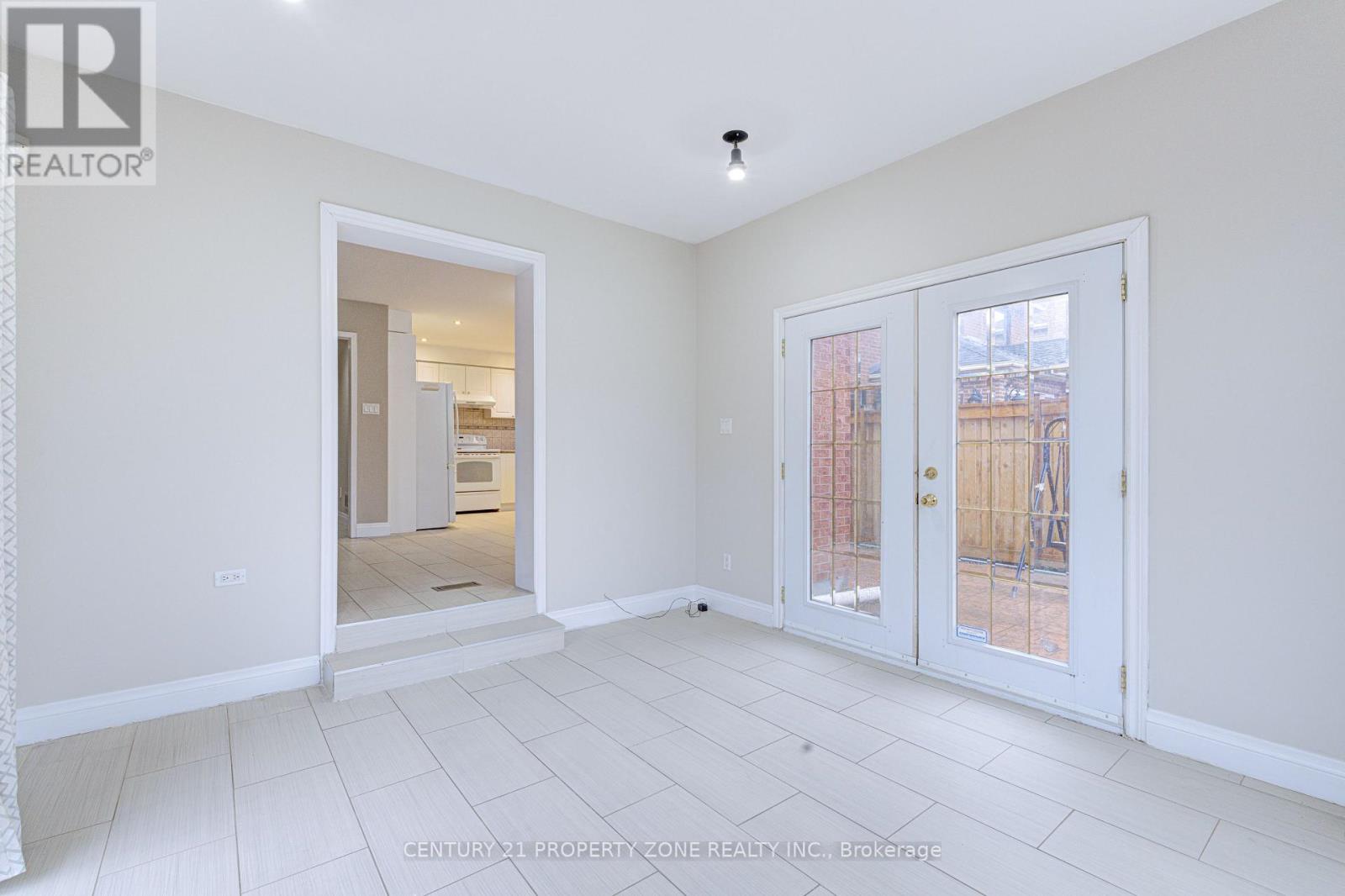 4 Compton Court, Caledon, Ontario  L7E 1L4 - Photo 18 - W13056010