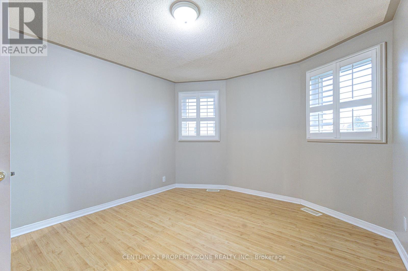 4 Compton Court, Caledon, Ontario  L7E 1L4 - Photo 30 - W13056010