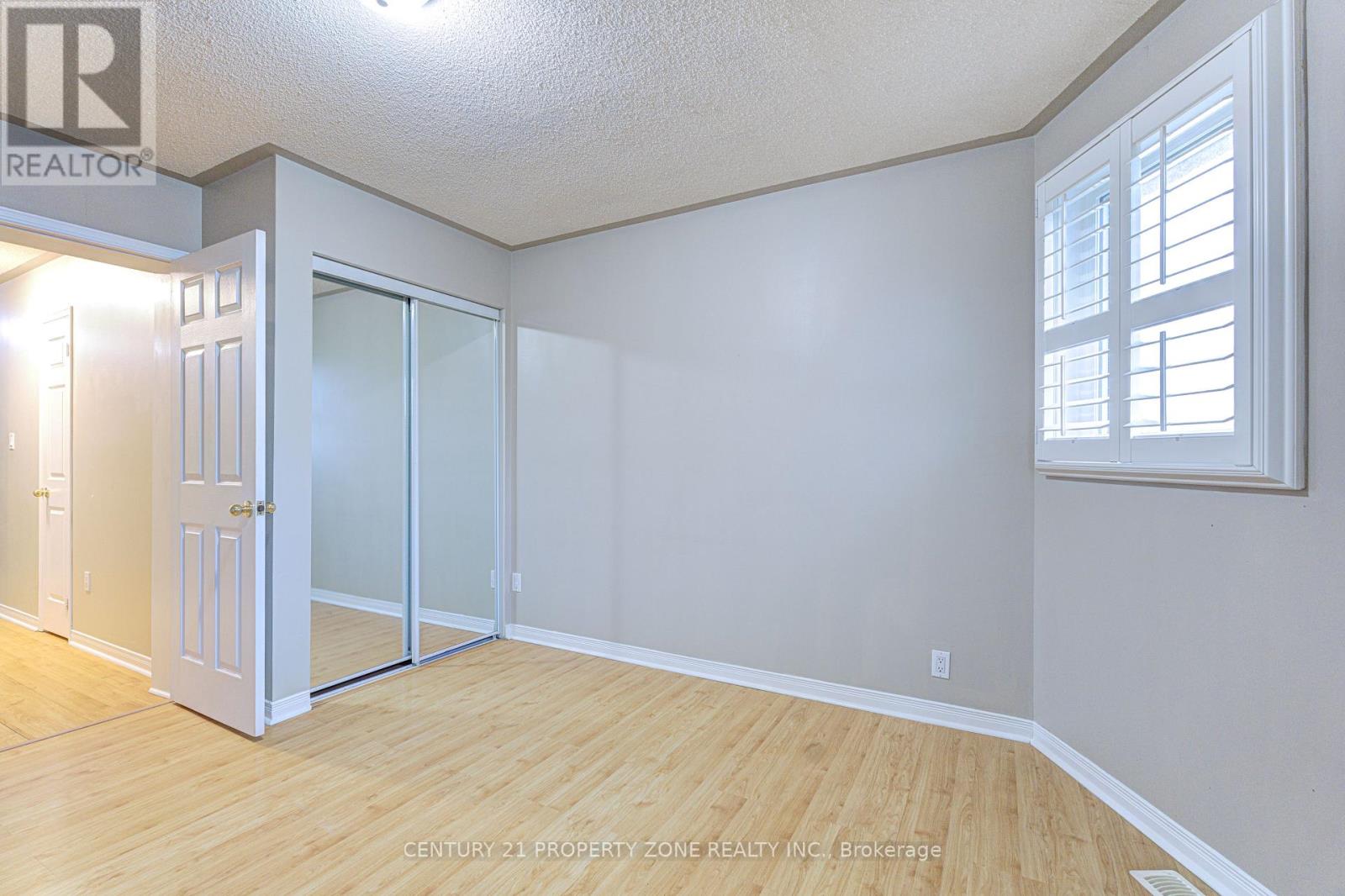 4 Compton Court, Caledon, Ontario  L7E 1L4 - Photo 31 - W13056010