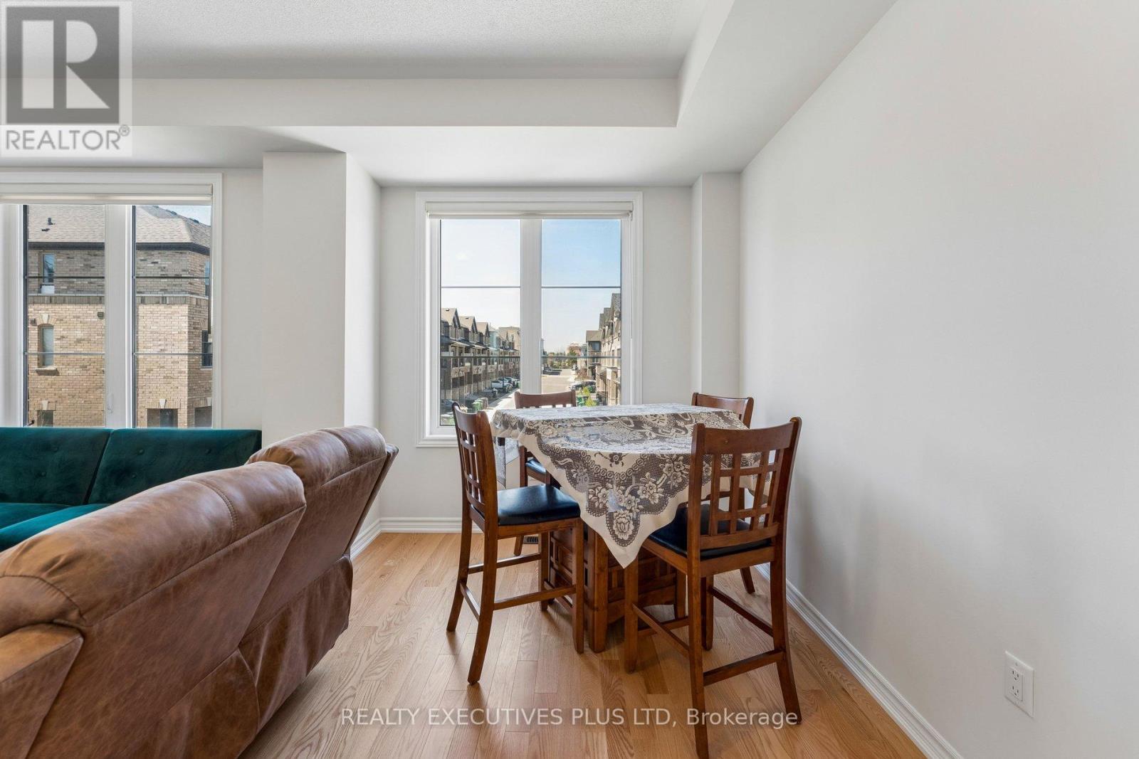 12 Vestry Way, Brampton, Ontario  L6P 4N8 - Photo 24 - W13056066