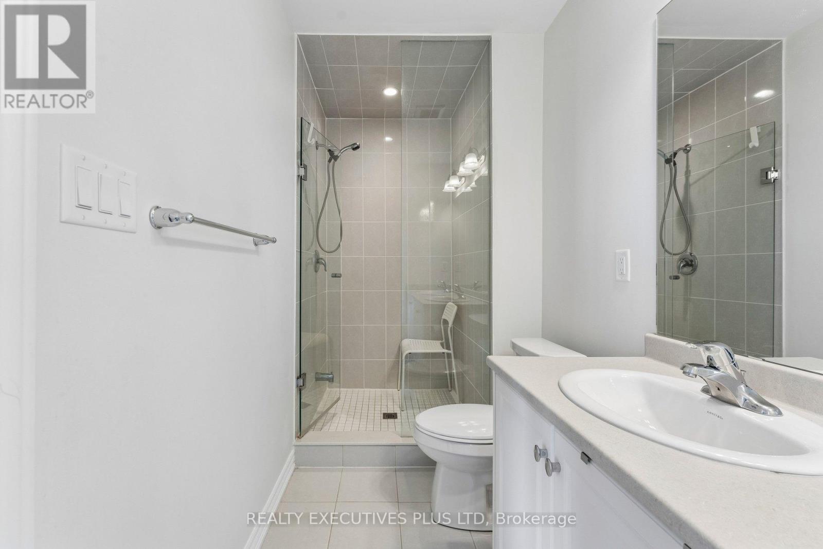 12 Vestry Way, Brampton, Ontario  L6P 4N8 - Photo 33 - W13056066