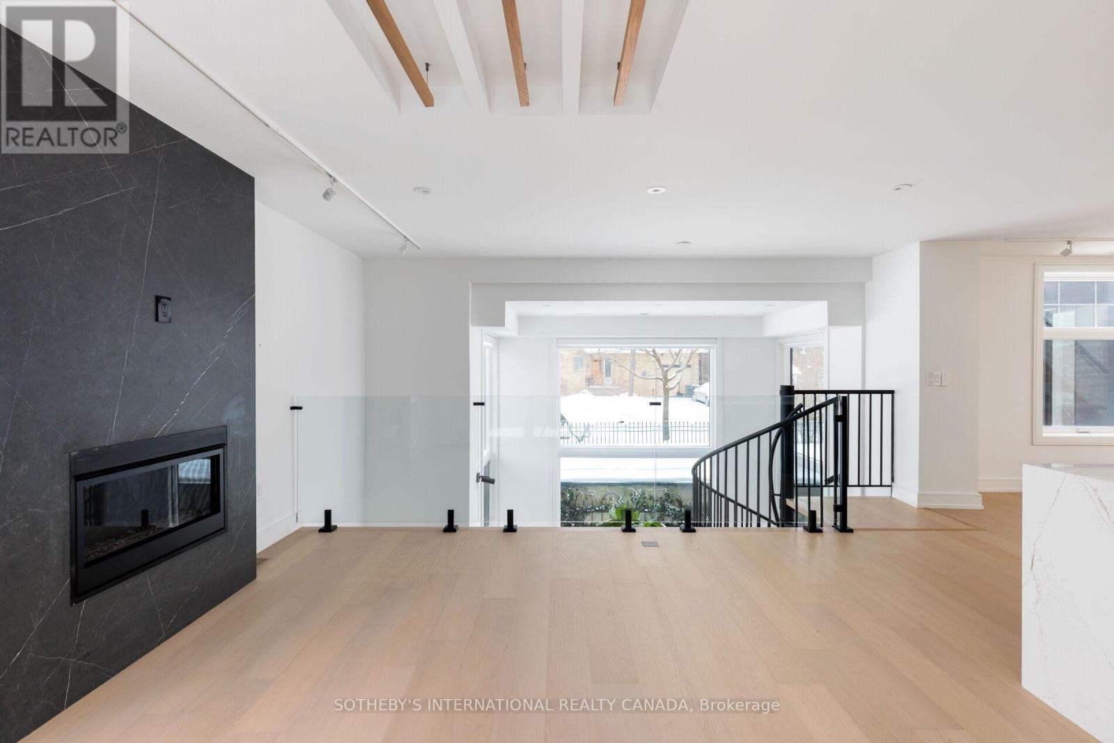 159 Humbervale Boulevard, Toronto, Ontario  M8Y 3P9 - Photo 14 - W13056070