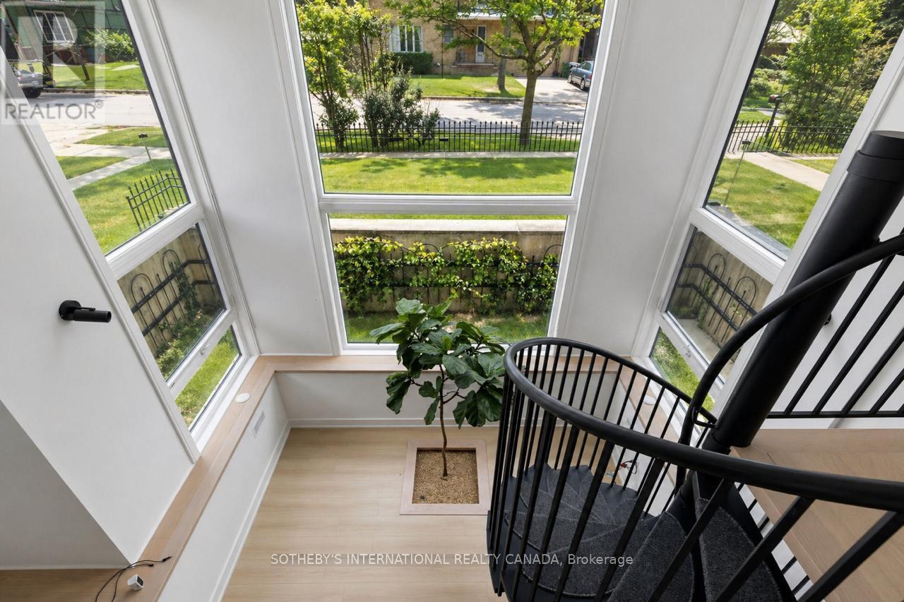 159 Humbervale Boulevard, Toronto, Ontario  M8Y 3P9 - Photo 16 - W13056070