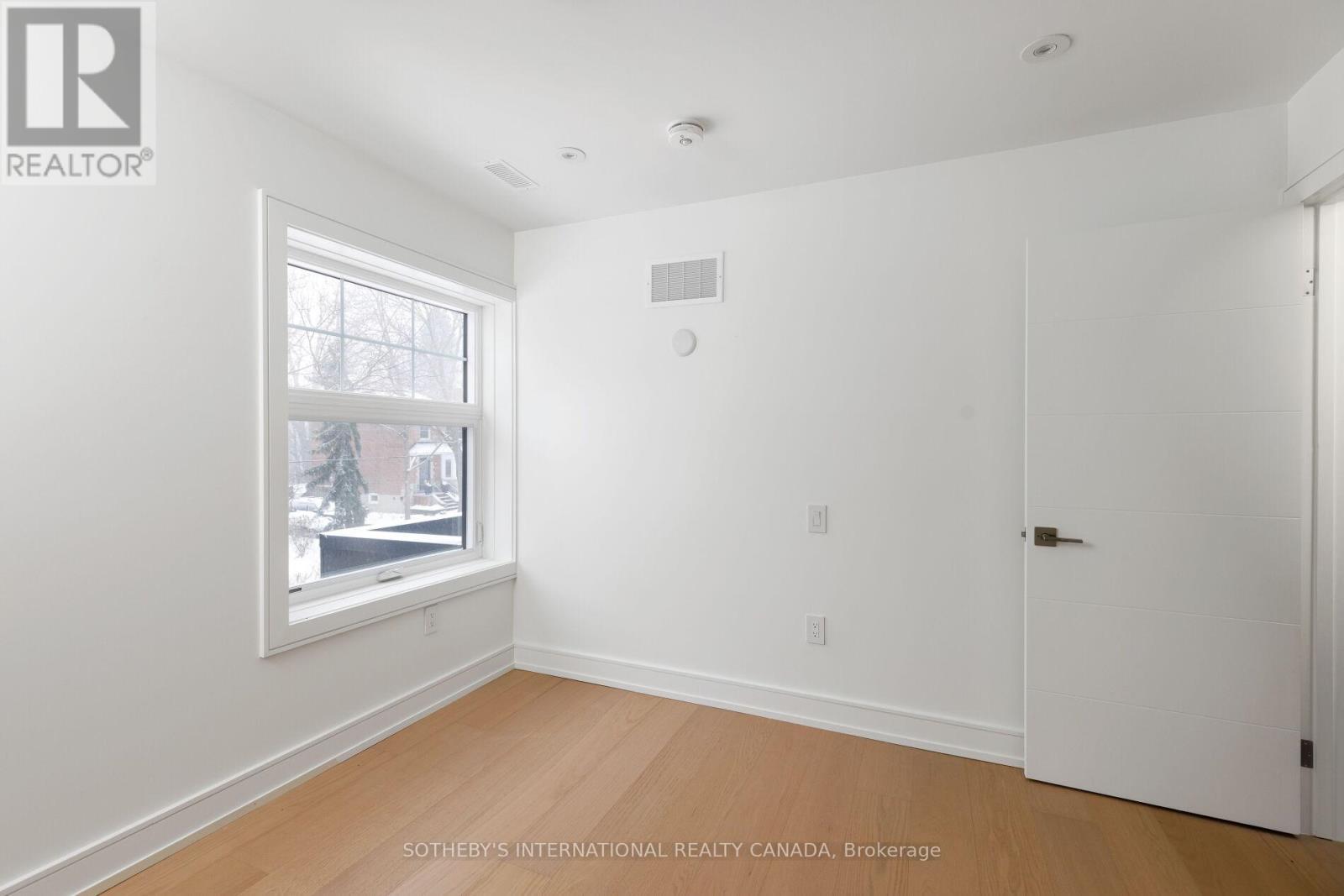 159 Humbervale Boulevard, Toronto, Ontario  M8Y 3P9 - Photo 32 - W13056070