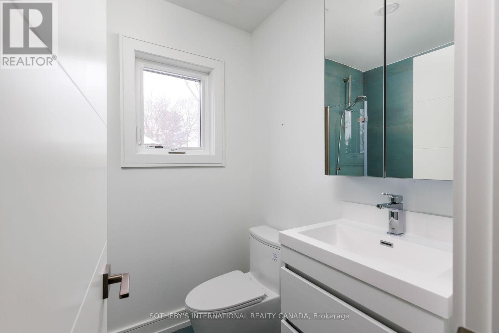 159 Humbervale Boulevard, Toronto, Ontario  M8Y 3P9 - Photo 36 - W13056070