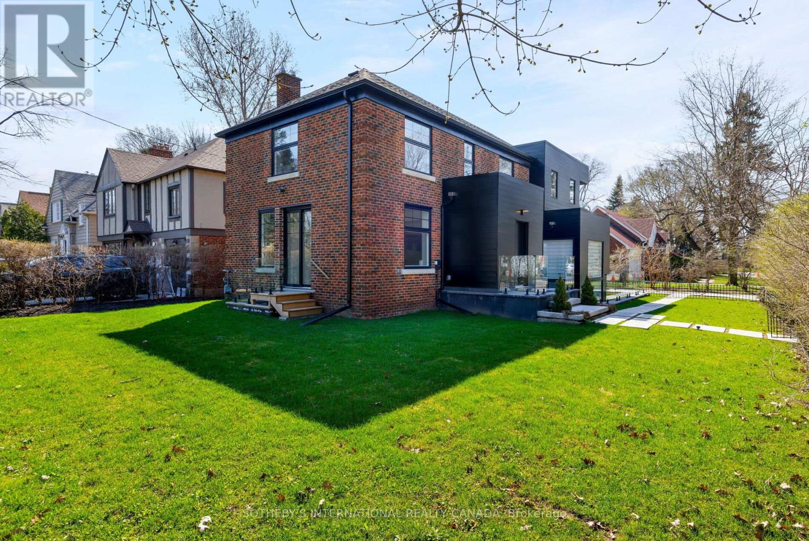 159 Humbervale Boulevard, Toronto, Ontario  M8Y 3P9 - Photo 50 - W13056070