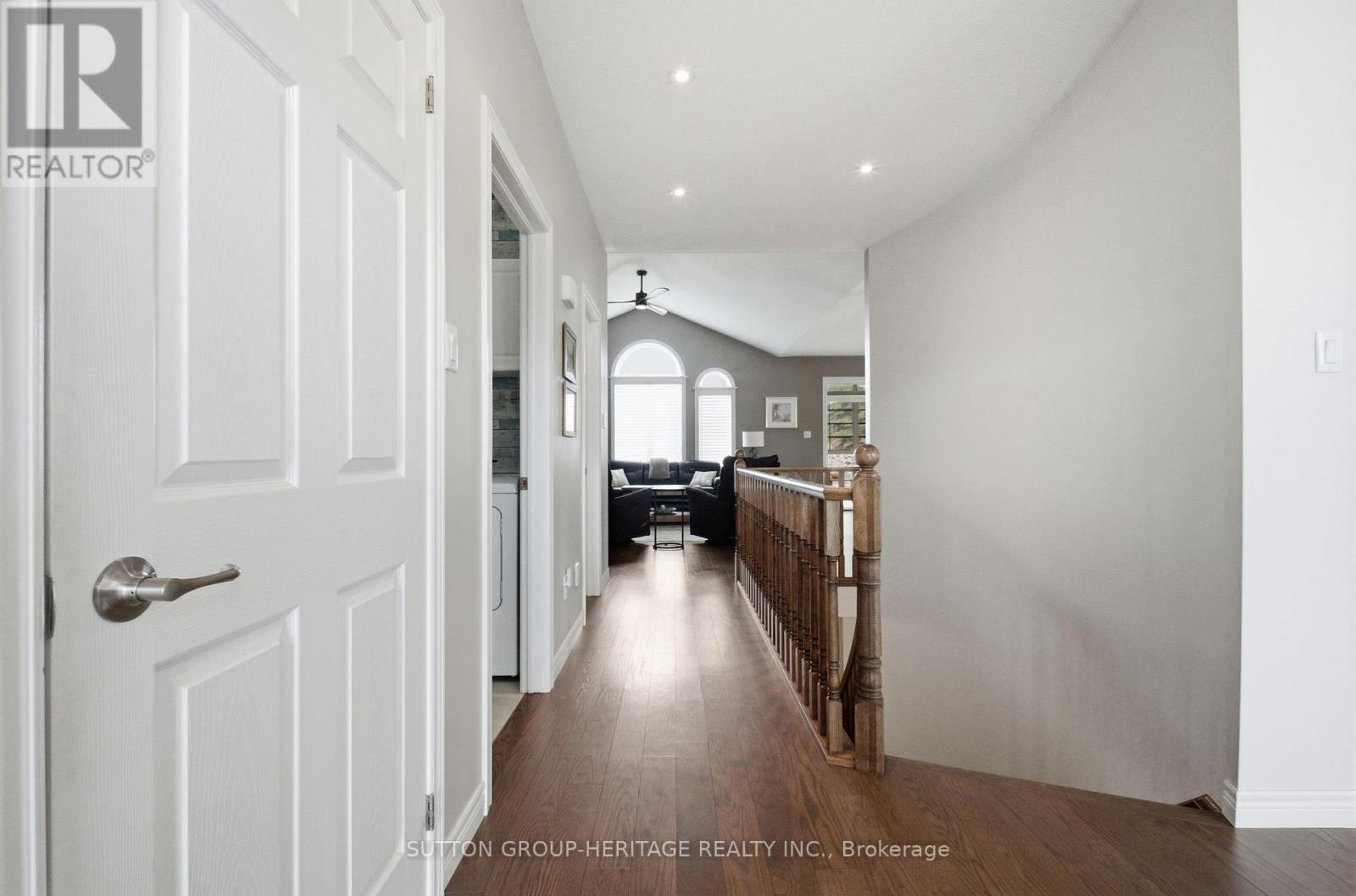 36 Huntingwood Crescent, Kawartha Lakes, Ontario  K0M 1A0 - Photo 4 - X13056008